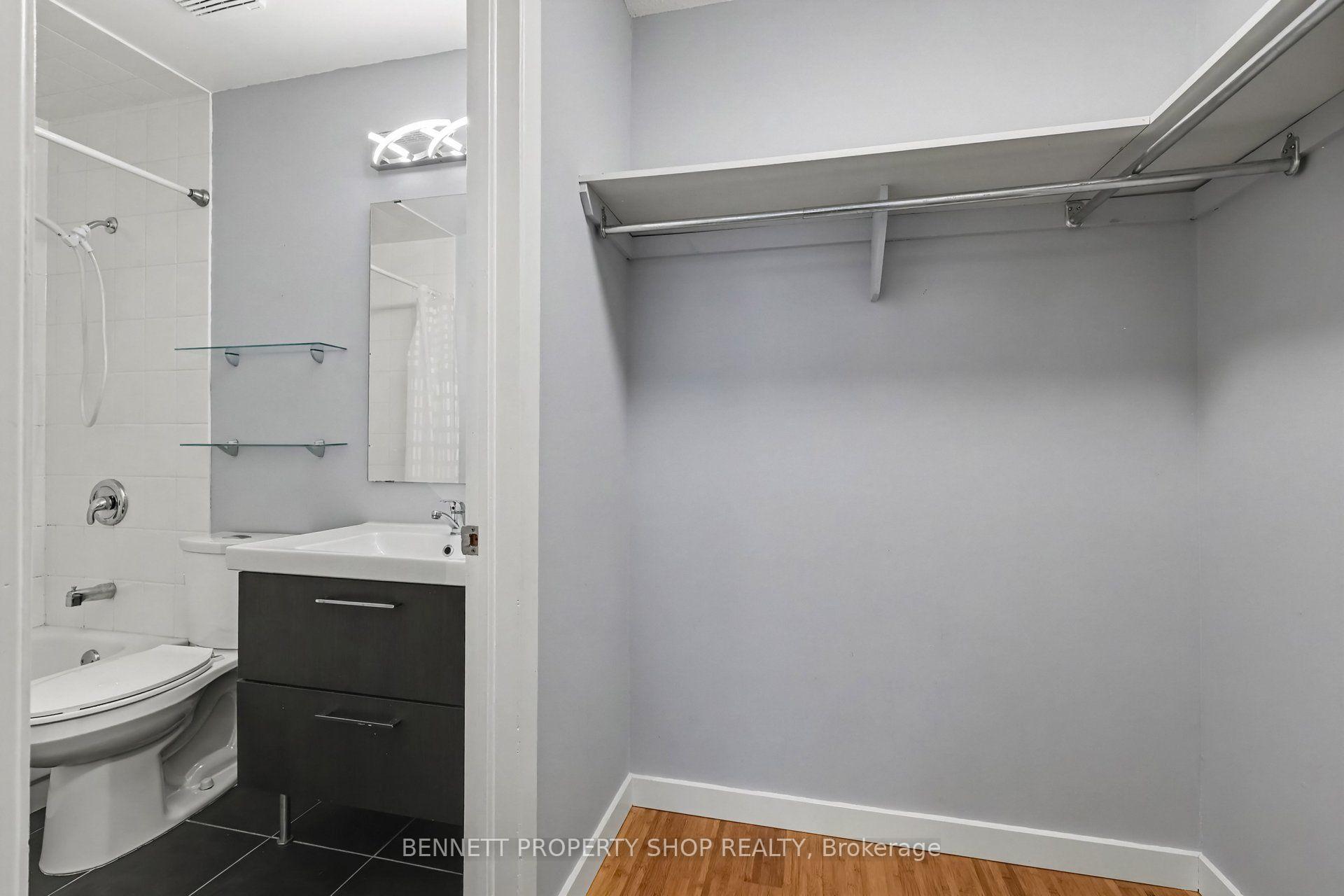 Photo 11 of 13 Candow Crescent, Ottawa, Stittsville (North) — HOMEH