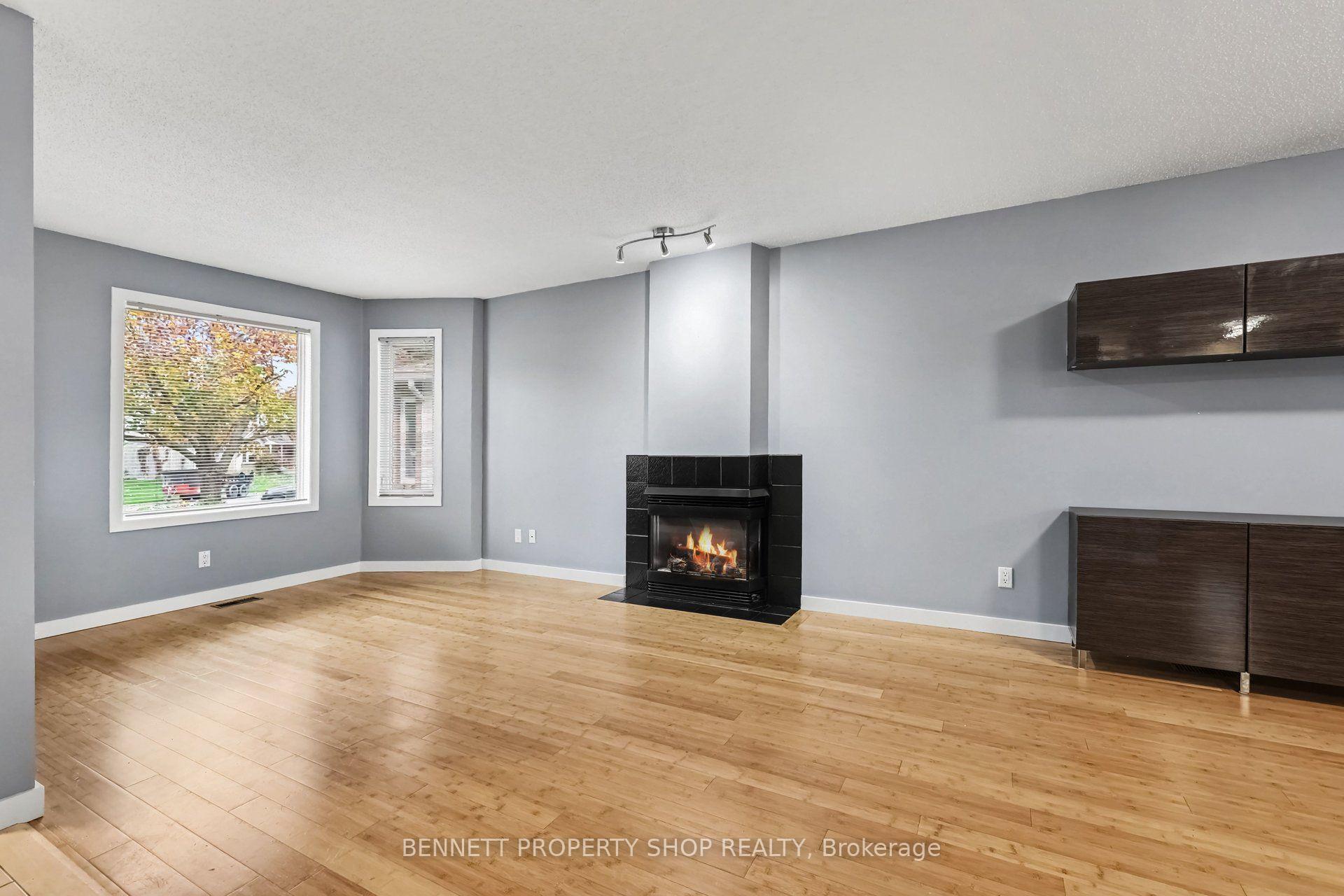 Photo 25 of 13 Candow Crescent, Ottawa, Stittsville (North) — HOMEH