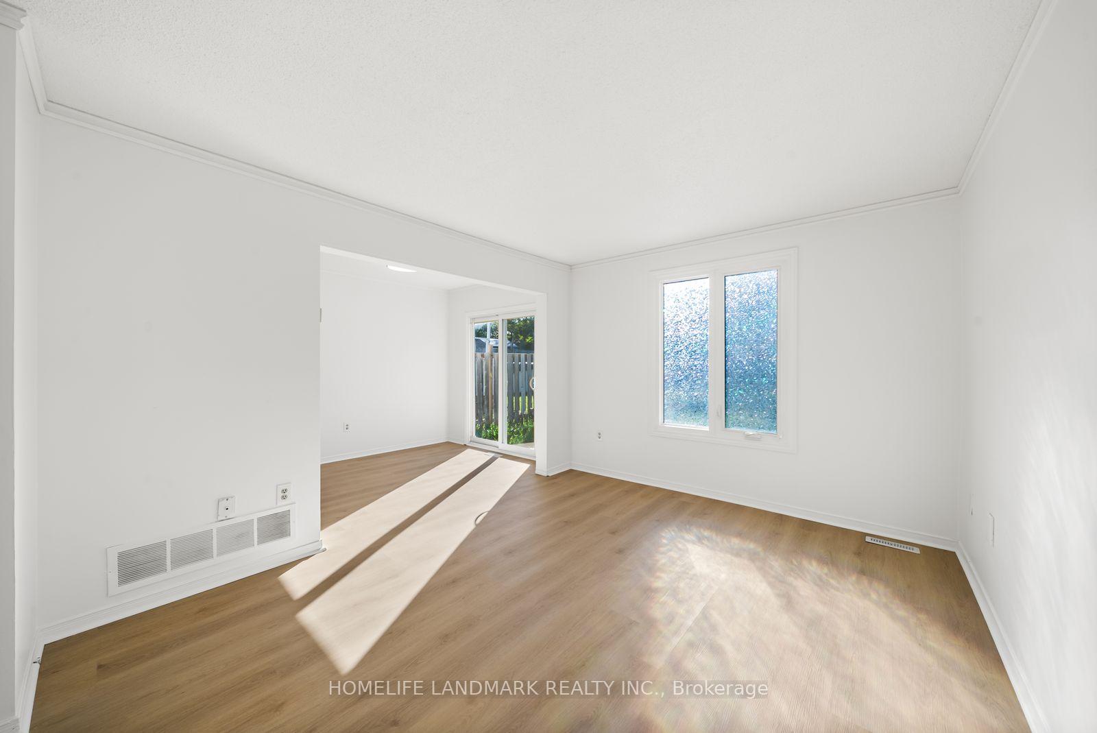 Photo 4 of 39 D'ambrosio Drive, Barrie, Painswick North — HOMEH