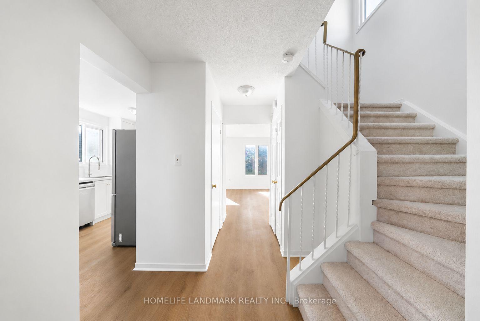 Photo 16 of 39 D'ambrosio Drive, Barrie, Painswick North — HOMEH