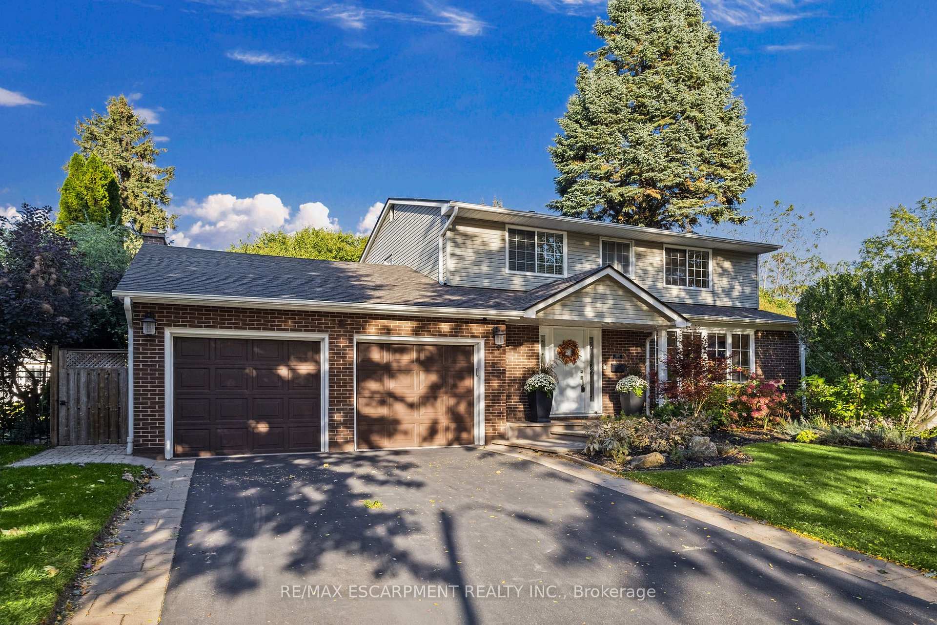 Photo 1 of 609 Cherrywood Drive, Burlington, LaSalle — HOMEH