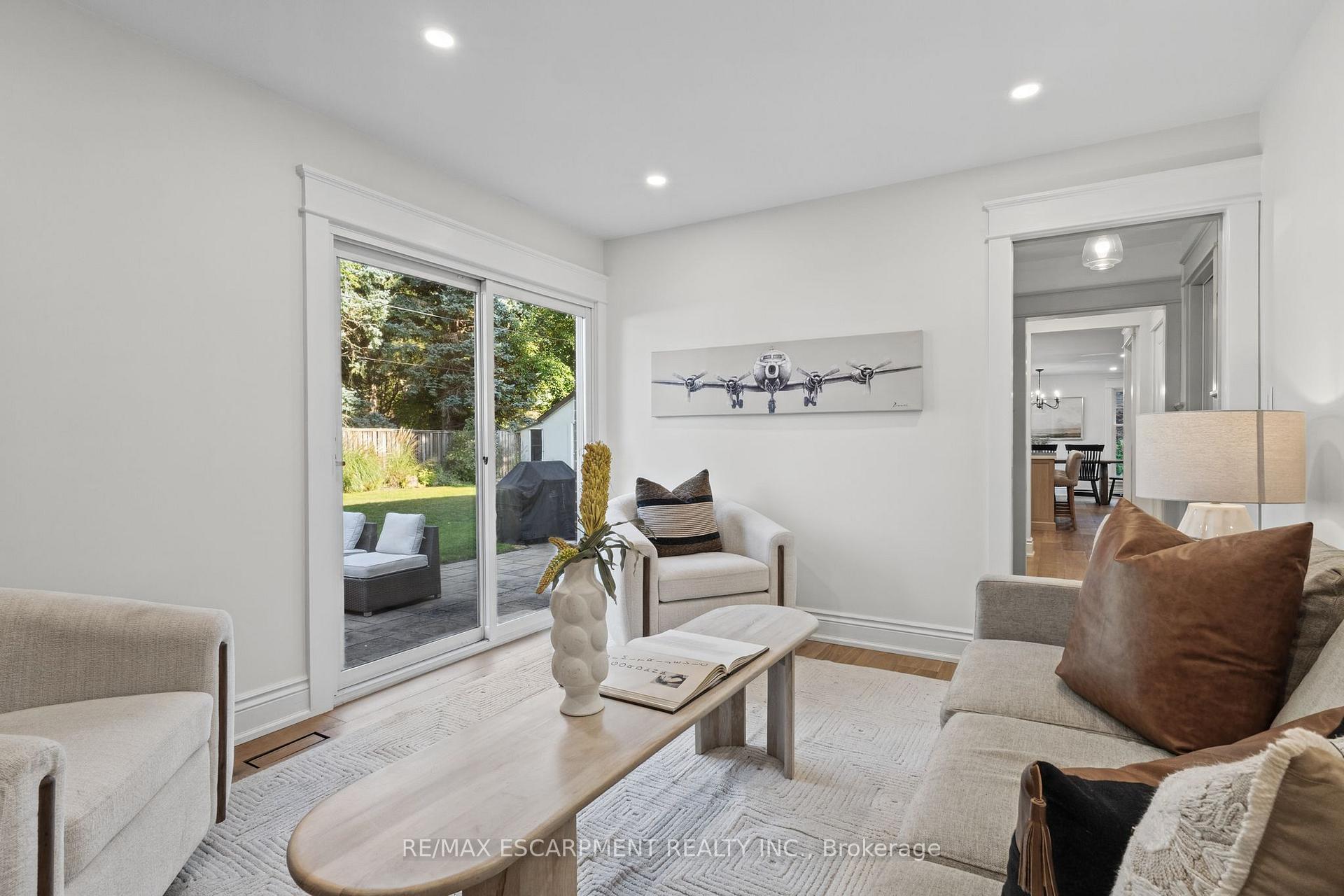 Photo 21 of 609 Cherrywood Drive, Burlington, LaSalle — HOMEH