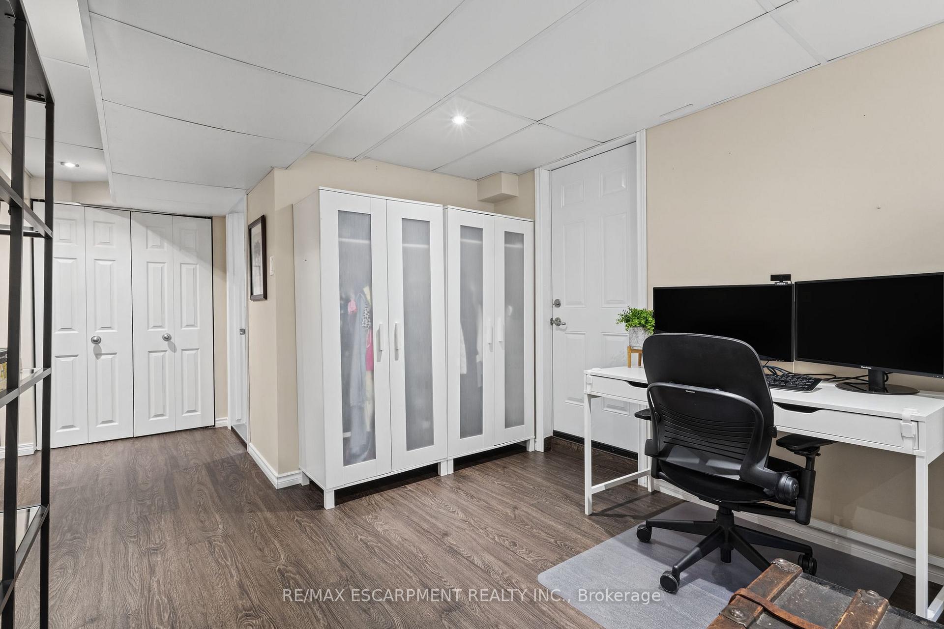 Photo 38 of 609 Cherrywood Drive, Burlington, LaSalle — HOMEH
