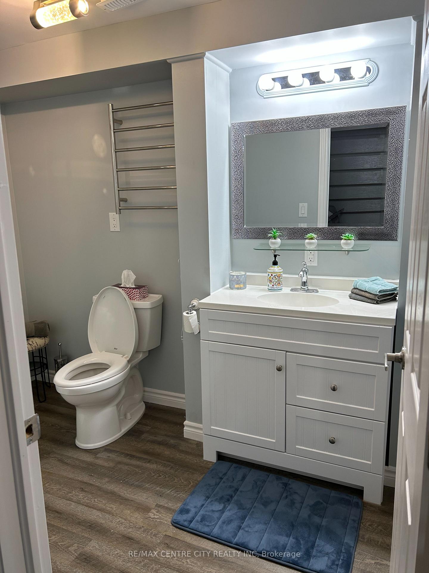 Photo 14 of 21 Juno Drive, St. Thomas — HOMEH