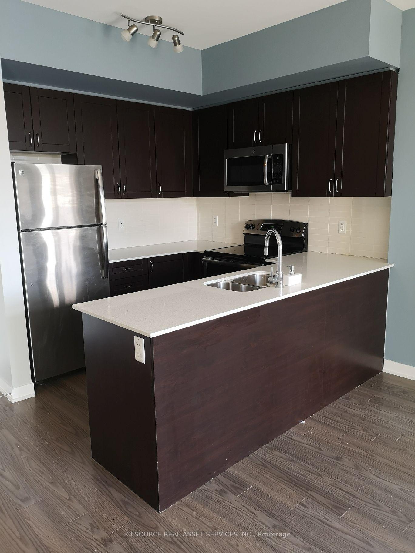 Photo 4 of Unit 423, 3560 St. Clair Avenue E, Scarborough, Kennedy Park — HOMEH
