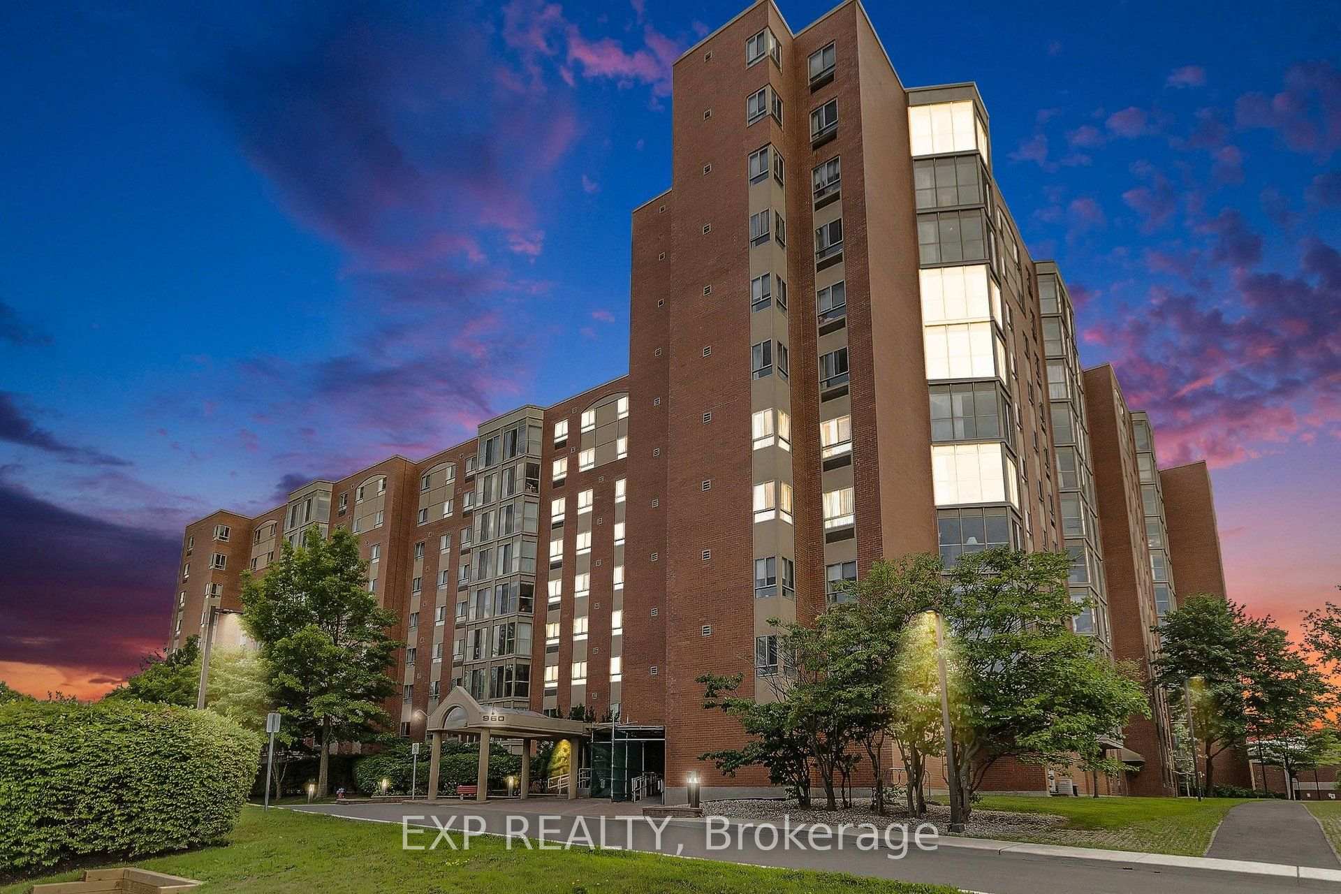 Photo of Unit 1101, 960 Teron Road