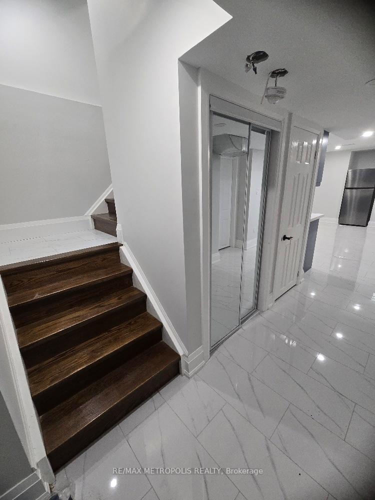 Photo 6 of Unit Basement, 1136 Enchanted Crescent, Pickering, Rural Pickering — HOMEH