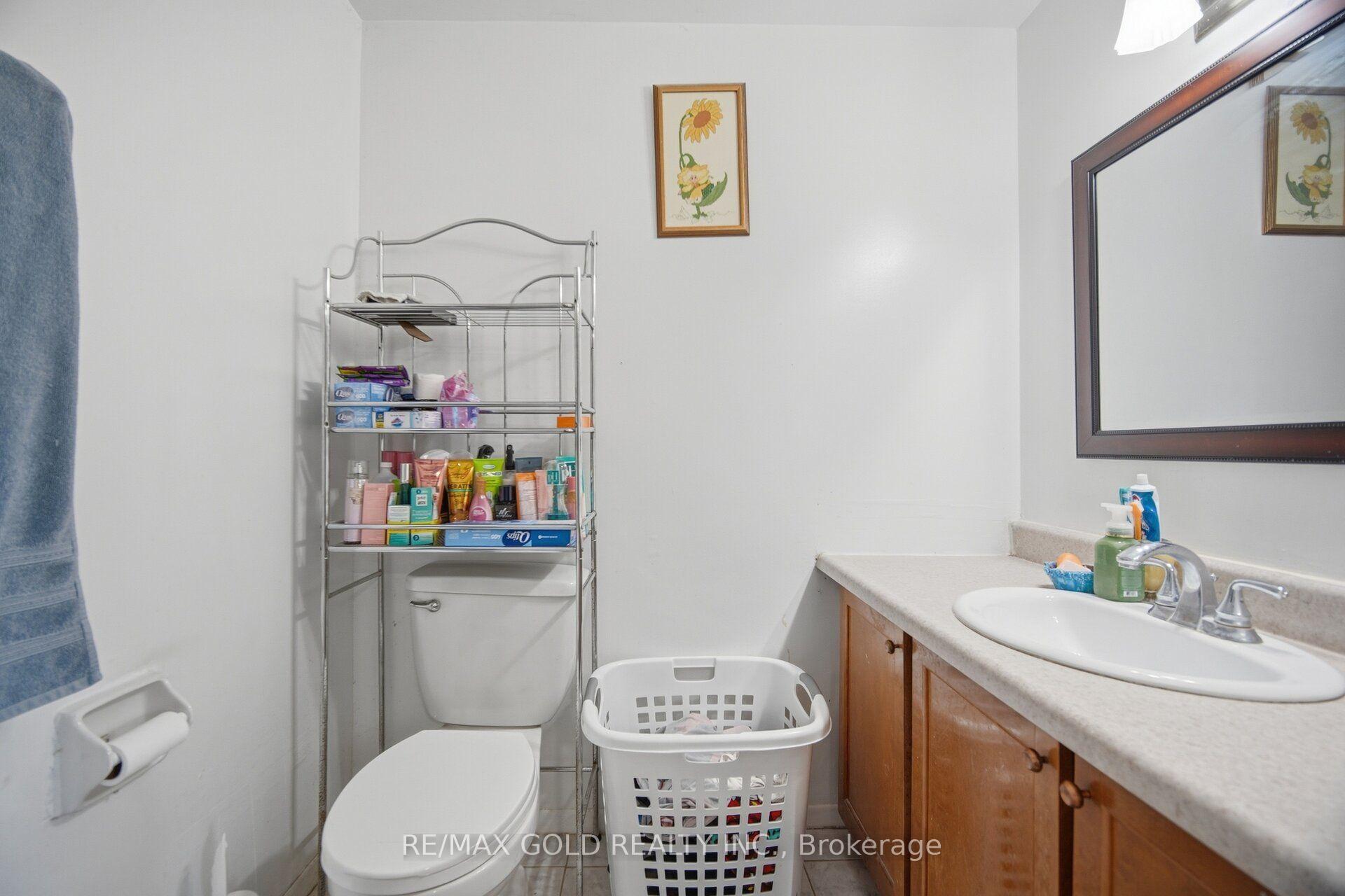 Photo 20 of 83 Clarion Road, Etobicoke, Willowridge-Martingrove-Richview — HOMEH