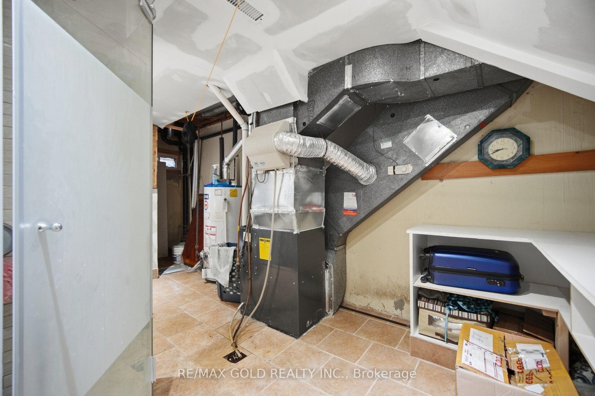 Photo 35 of 83 Clarion Road, Etobicoke, Willowridge-Martingrove-Richview — HOMEH