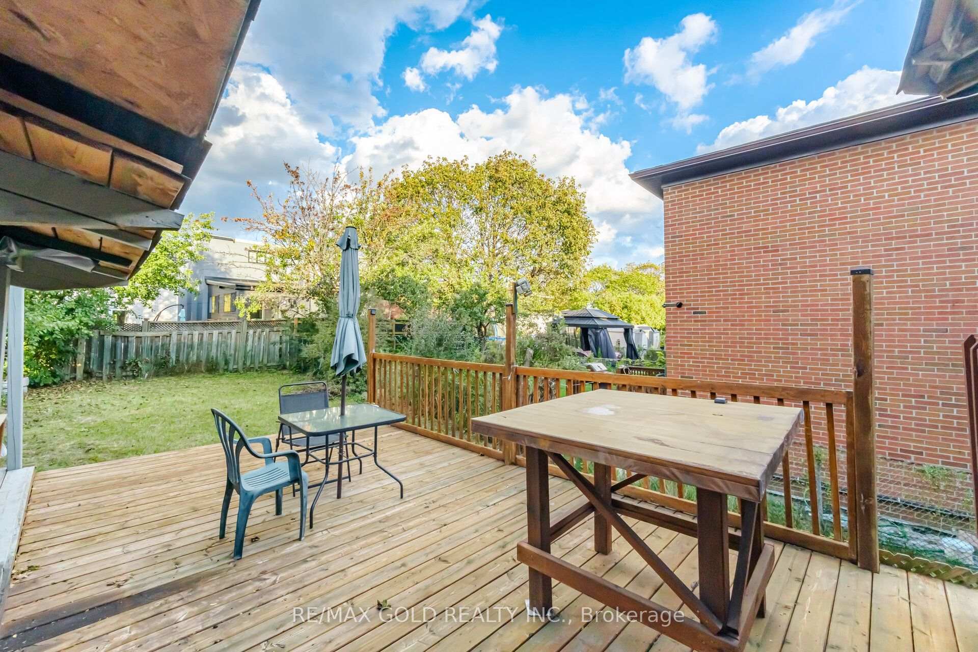 Photo 43 of 83 Clarion Road, Etobicoke, Willowridge-Martingrove-Richview — HOMEH