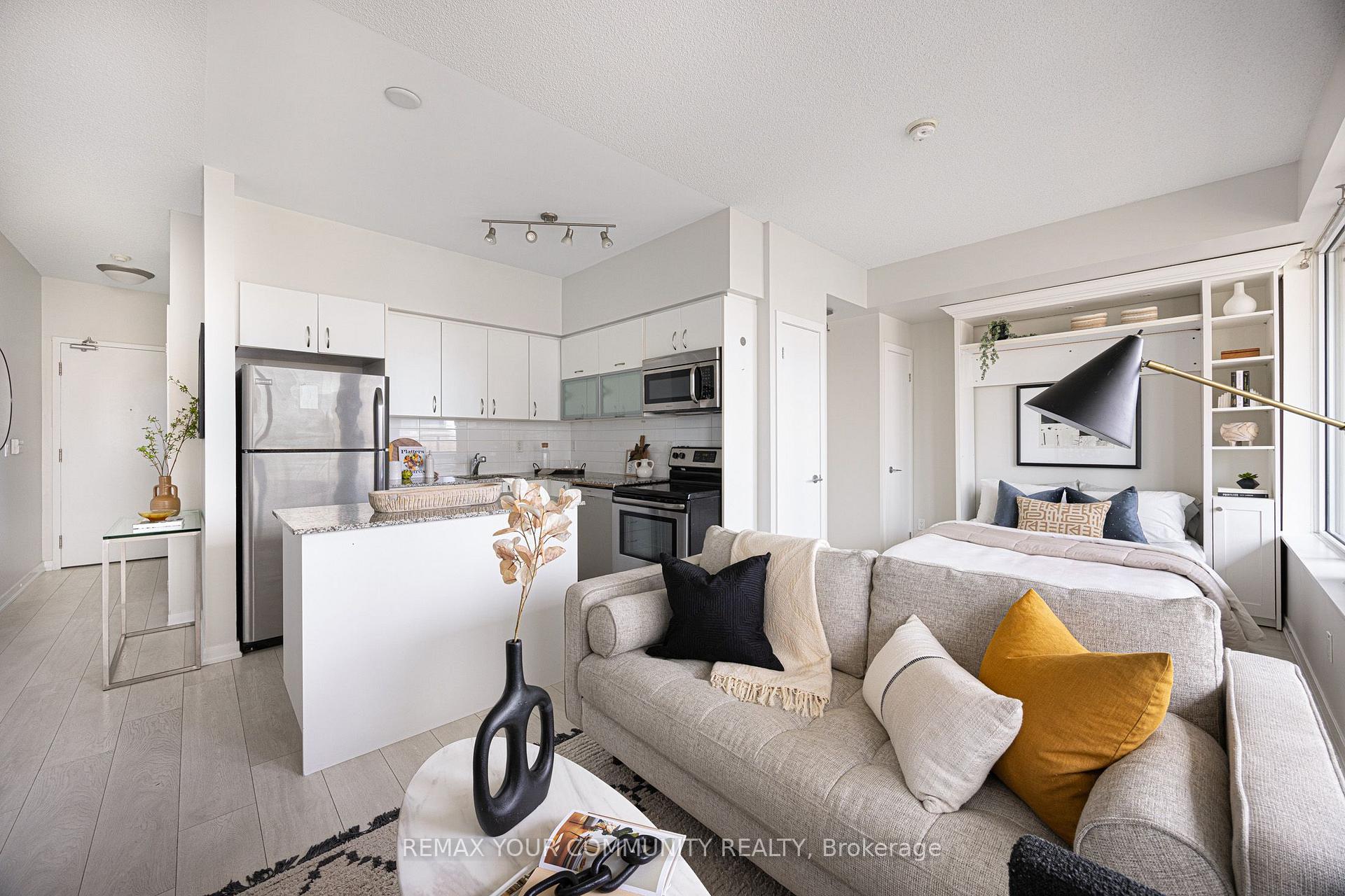 Photo of Unit 1109, 55 East Liberty Street