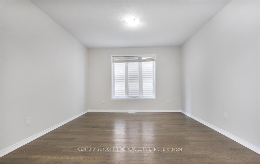 Photo 9 of 25 Munro Circle, Brantford, Empire South — HOMEH