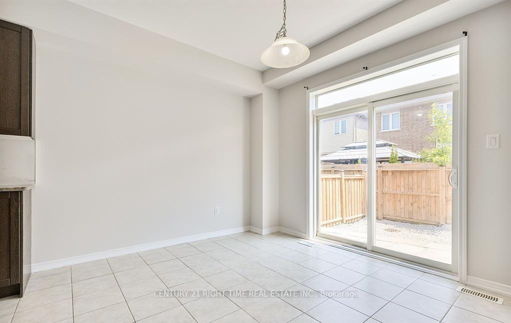 Photo 13 of 25 Munro Circle, Brantford, Empire South — HOMEH