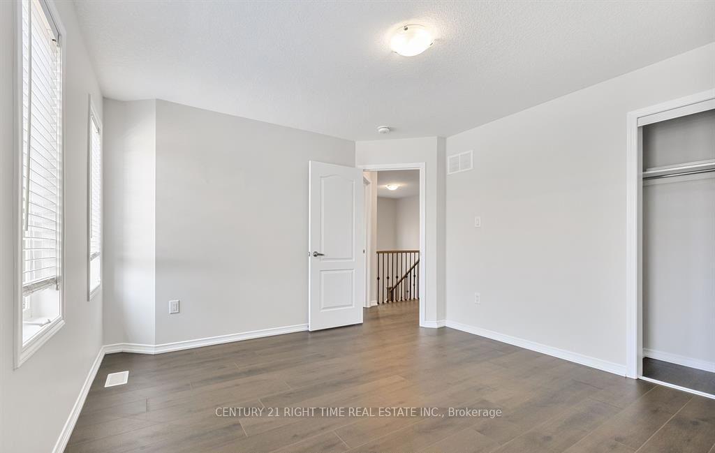 Photo 28 of 25 Munro Circle, Brantford, Empire South — HOMEH