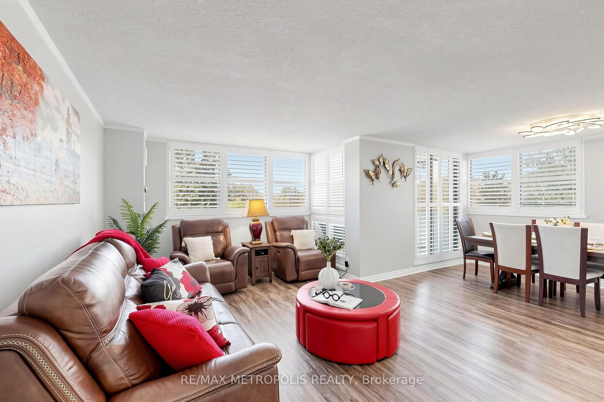 Photo 6 of Unit 207, 1111 Bough Beeches Boulevard, Mississauga, Rathwood — HOMEH