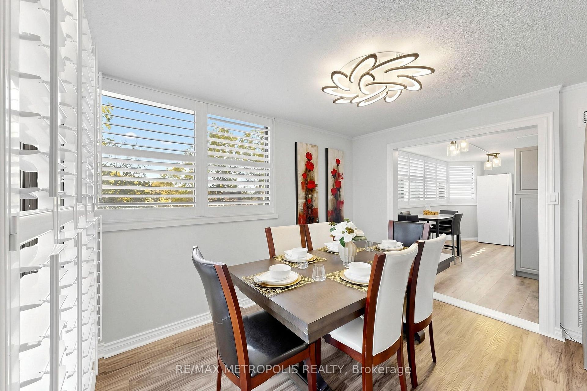 Photo 9 of Unit 207, 1111 Bough Beeches Boulevard, Mississauga, Rathwood — HOMEH
