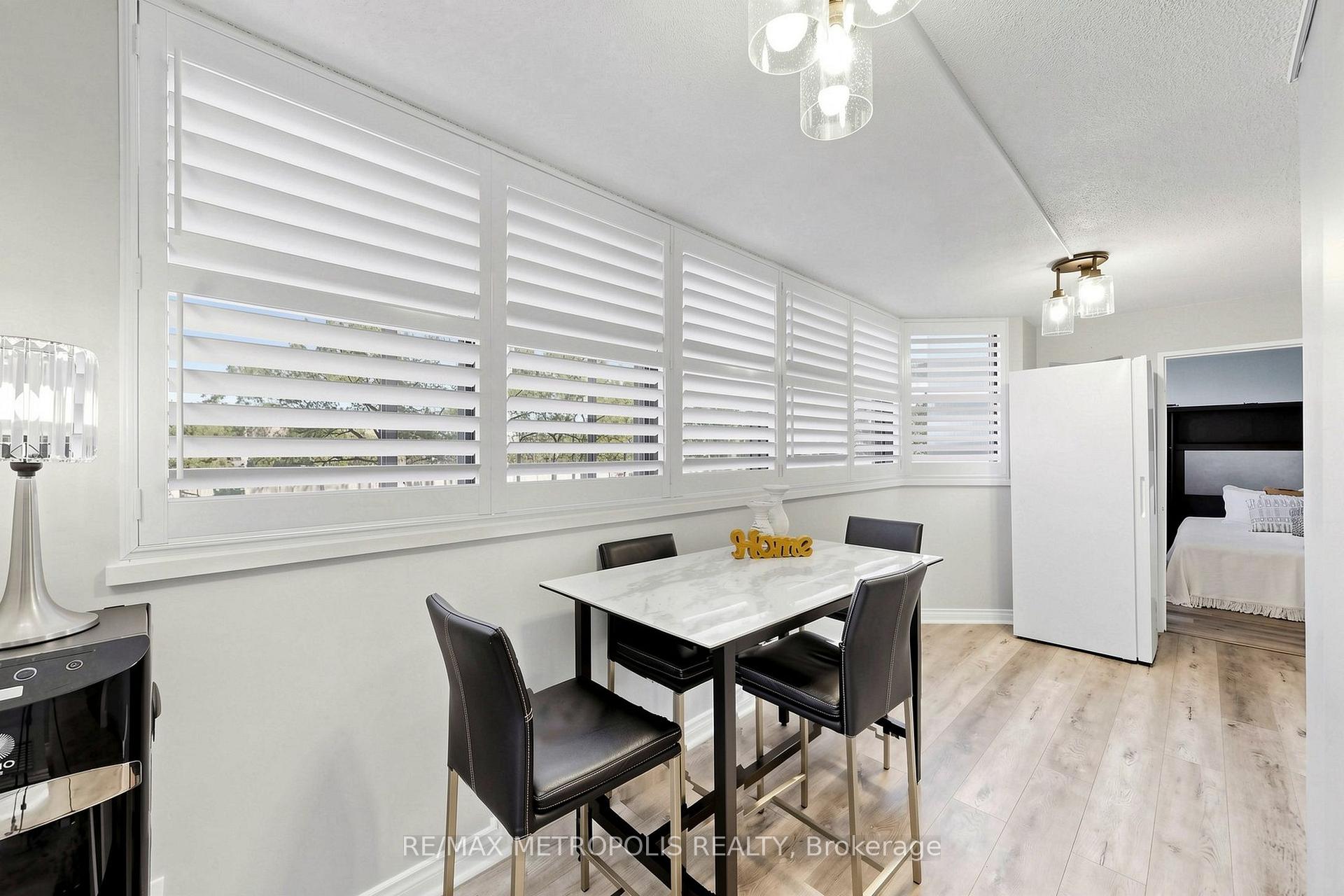 Photo 18 of Unit 207, 1111 Bough Beeches Boulevard, Mississauga, Rathwood — HOMEH