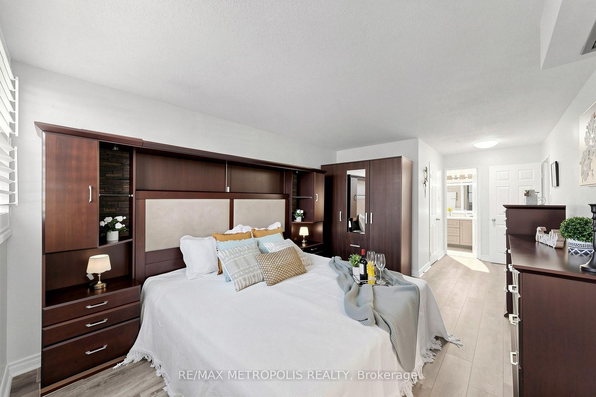 Photo 22 of Unit 207, 1111 Bough Beeches Boulevard, Mississauga, Rathwood — HOMEH