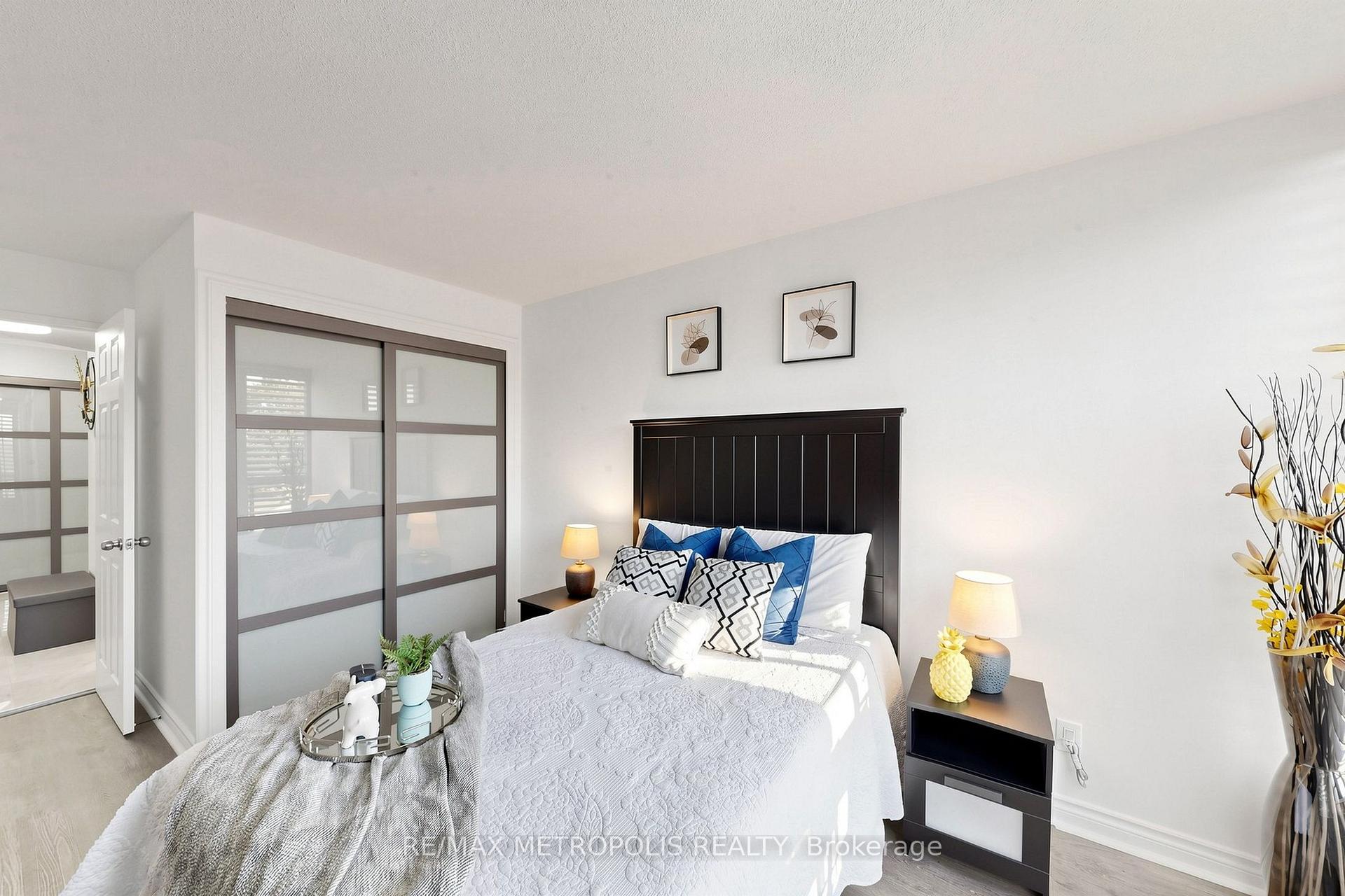 Photo 27 of Unit 207, 1111 Bough Beeches Boulevard, Mississauga, Rathwood — HOMEH