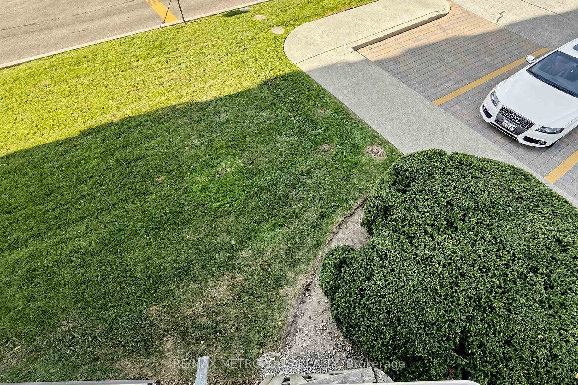 Photo 40 of Unit 207, 1111 Bough Beeches Boulevard, Mississauga, Rathwood — HOMEH