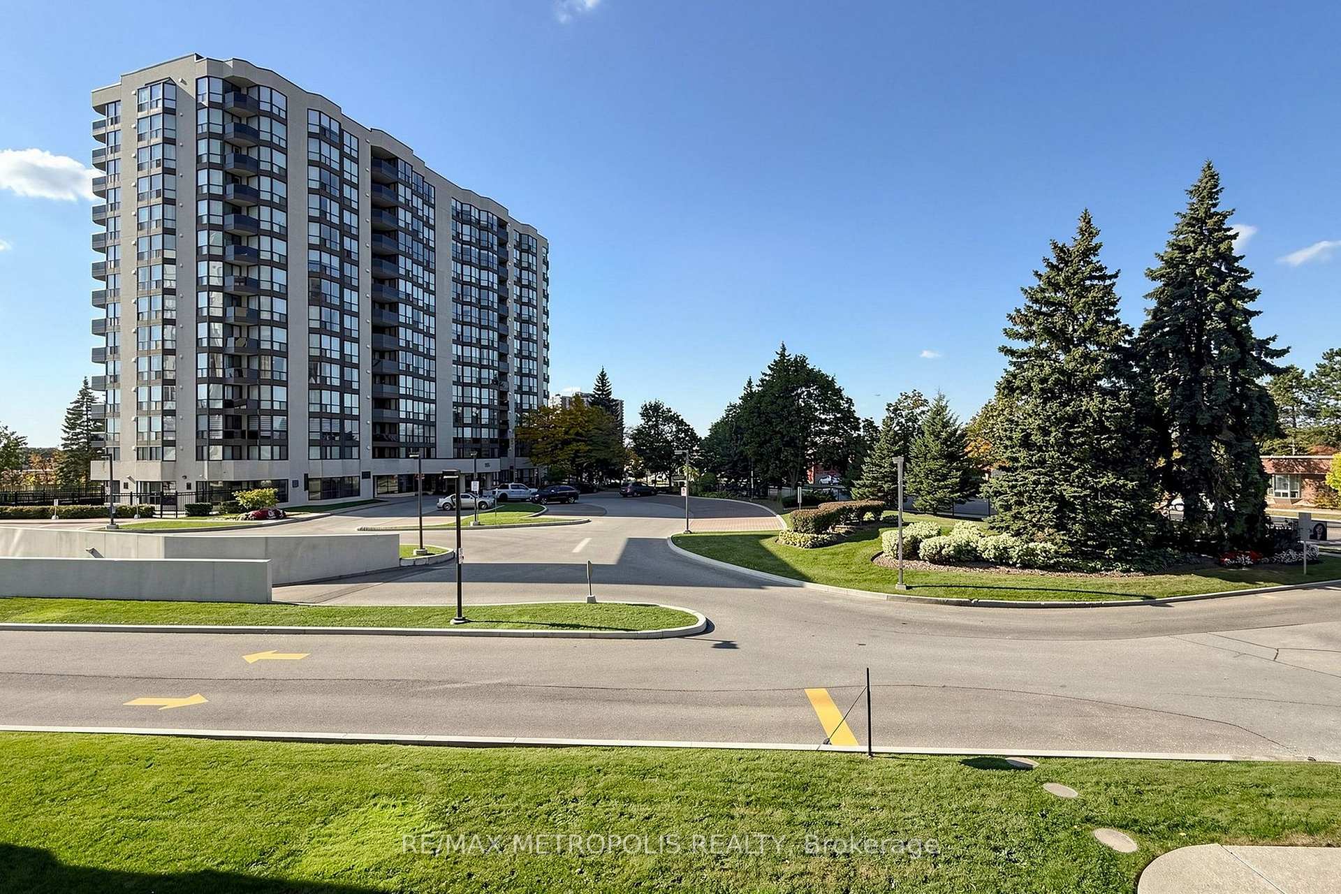 Photo 48 of Unit 207, 1111 Bough Beeches Boulevard, Mississauga, Rathwood — HOMEH