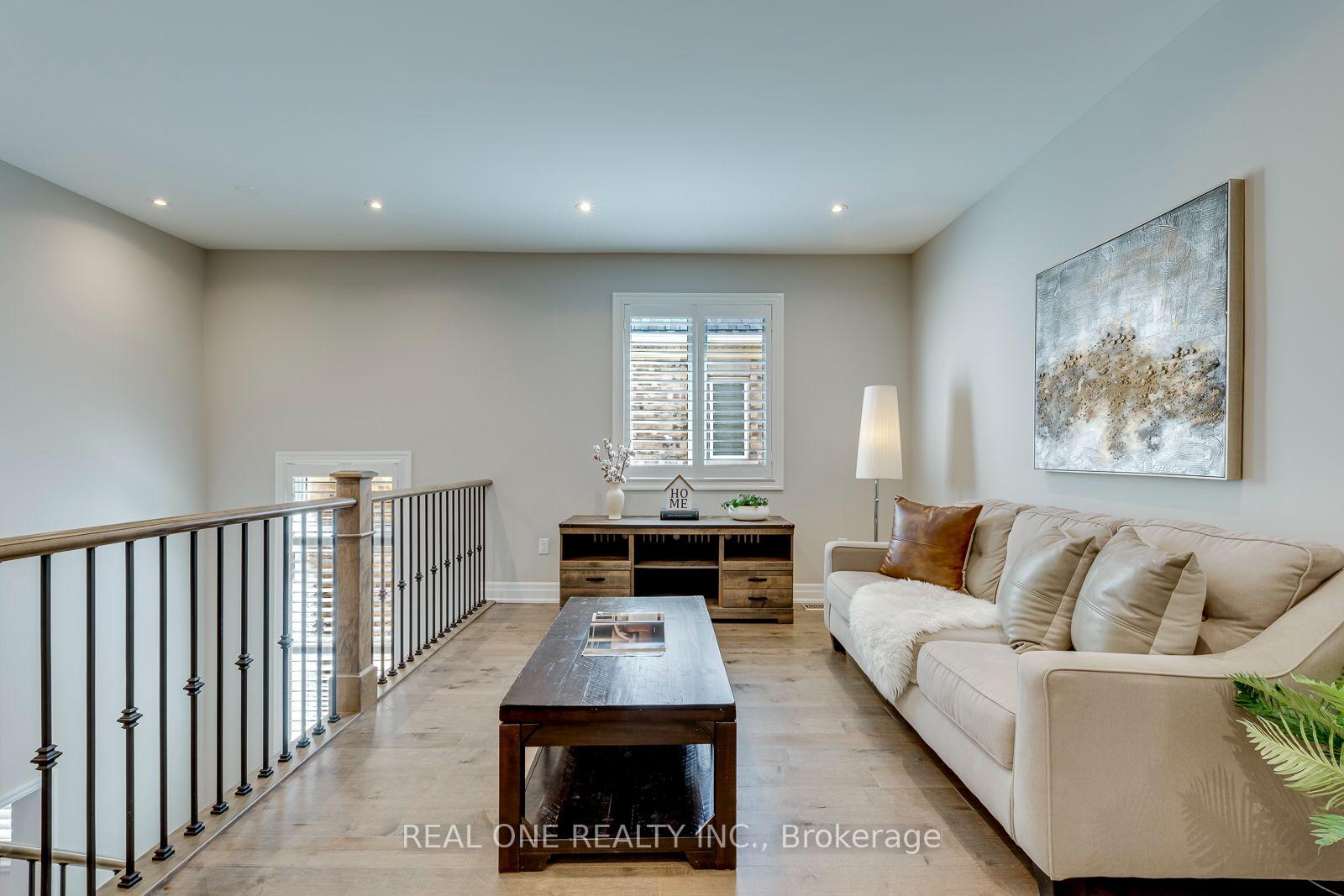 Photo 33 of 3181 Sunflower Drive, Oakville, Glenorchy — HOMEH
