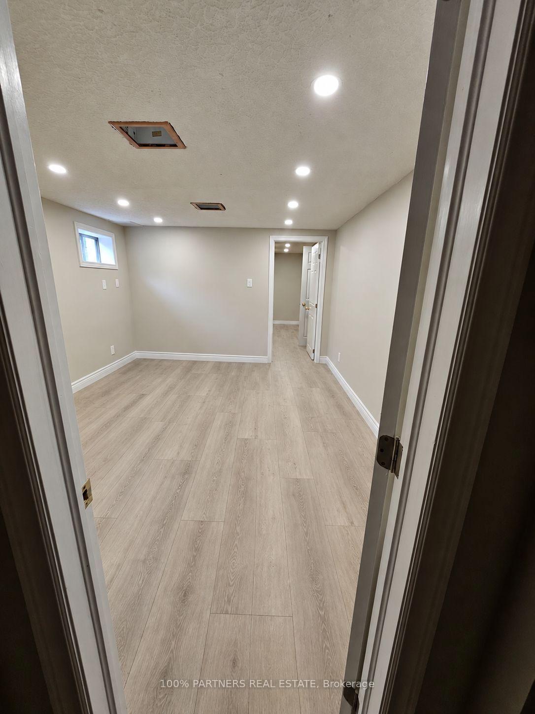 Photo 6 of Unit Lower, 49 Child Drive N, Aurora, Aurora Highlands — HOMEH