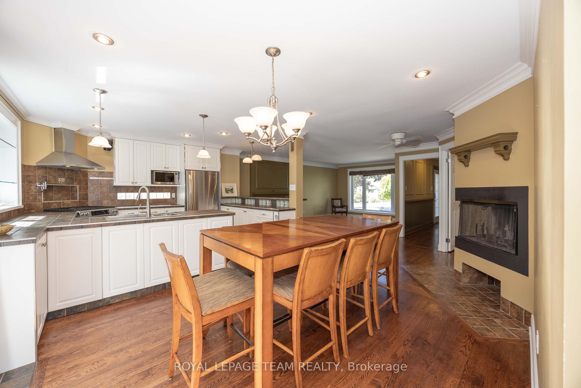 Photo 16 of 2128 Benjamin Avenue, Ottawa, McKellar Heights/Glabar Park — HOMEH