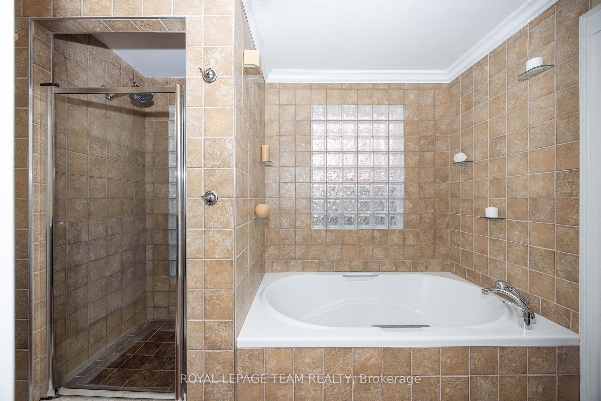 Photo 23 of 2128 Benjamin Avenue, Ottawa, McKellar Heights/Glabar Park — HOMEH
