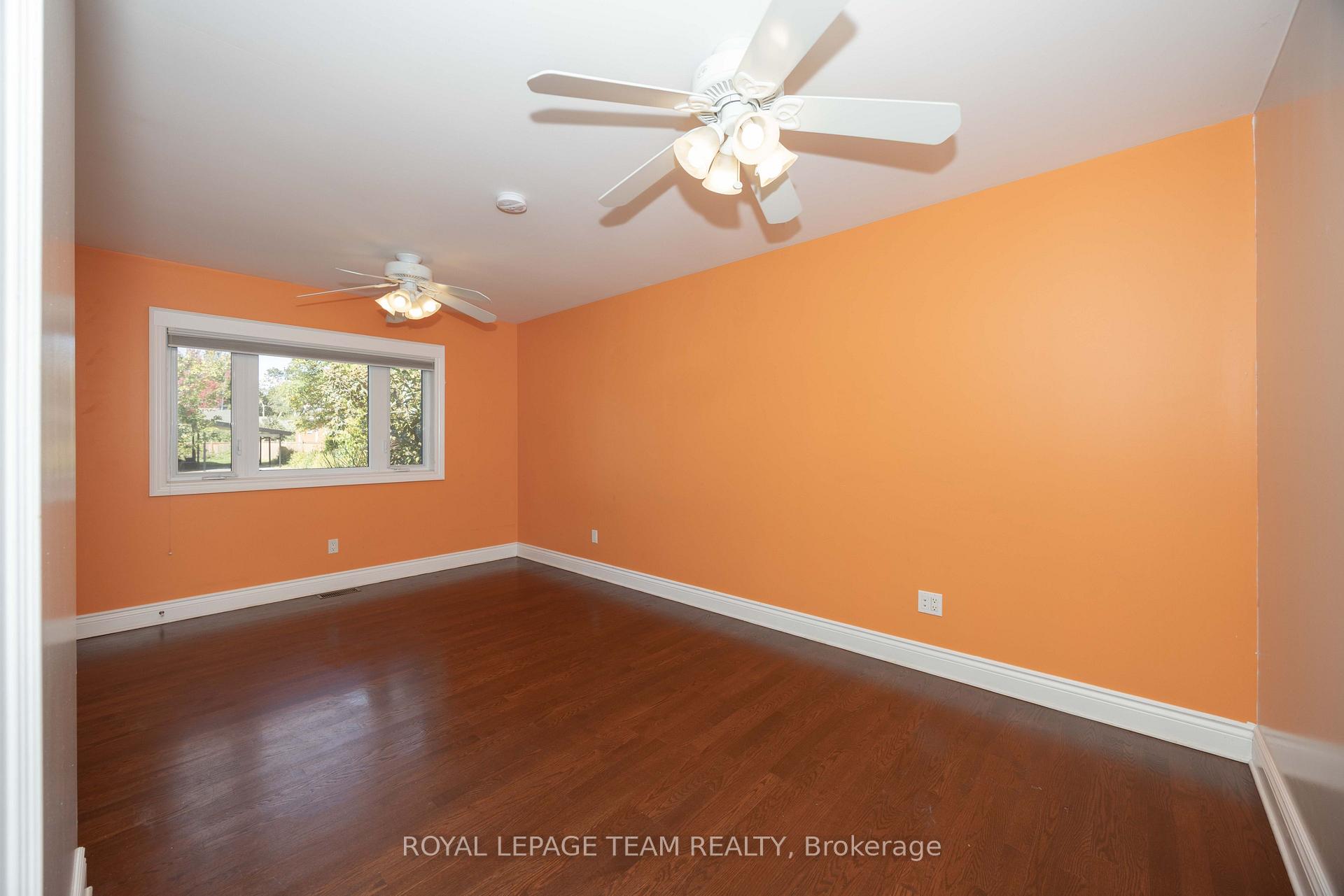 Photo 25 of 2128 Benjamin Avenue, Ottawa, McKellar Heights/Glabar Park — HOMEH
