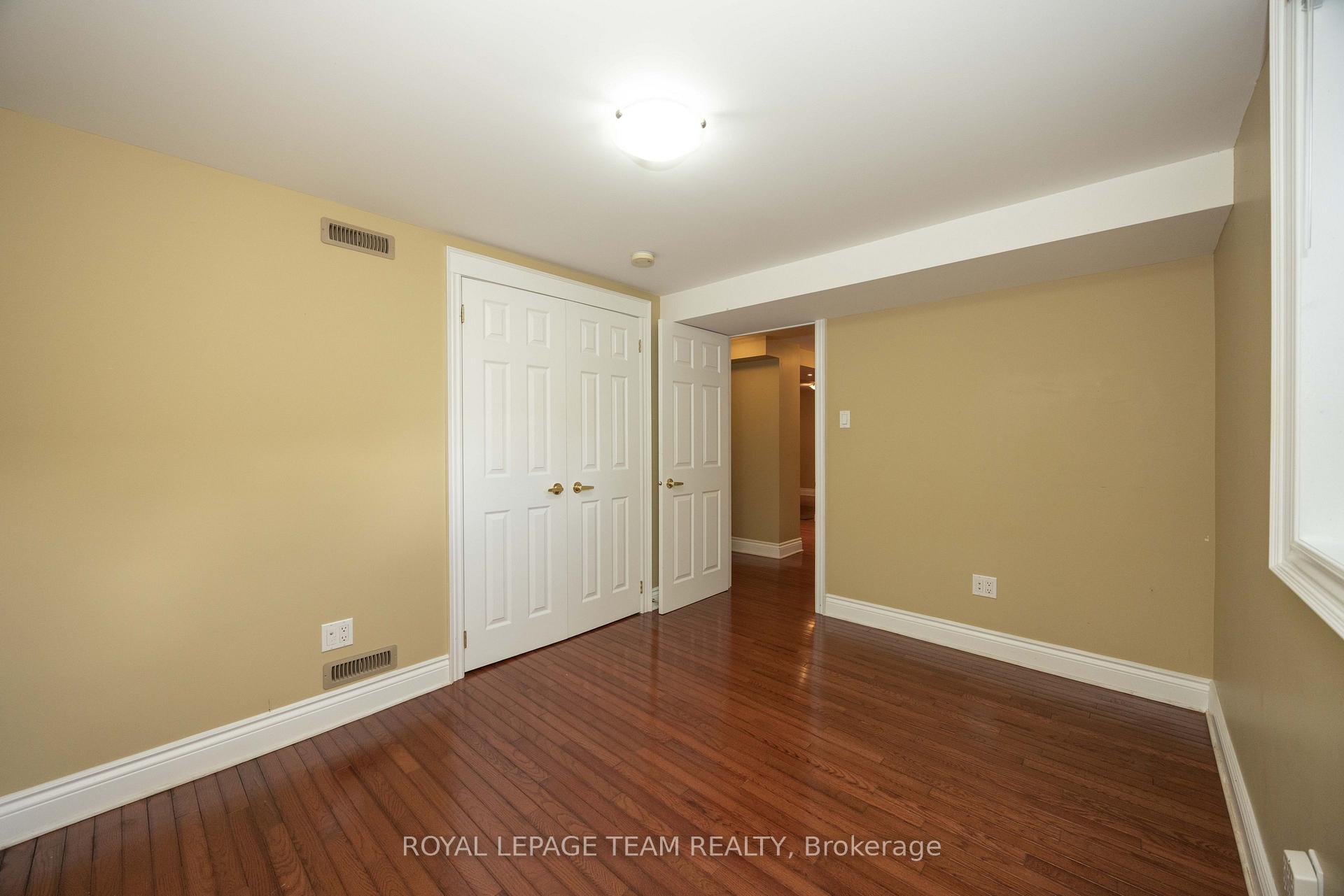 Photo 33 of 2128 Benjamin Avenue, Ottawa, McKellar Heights/Glabar Park — HOMEH