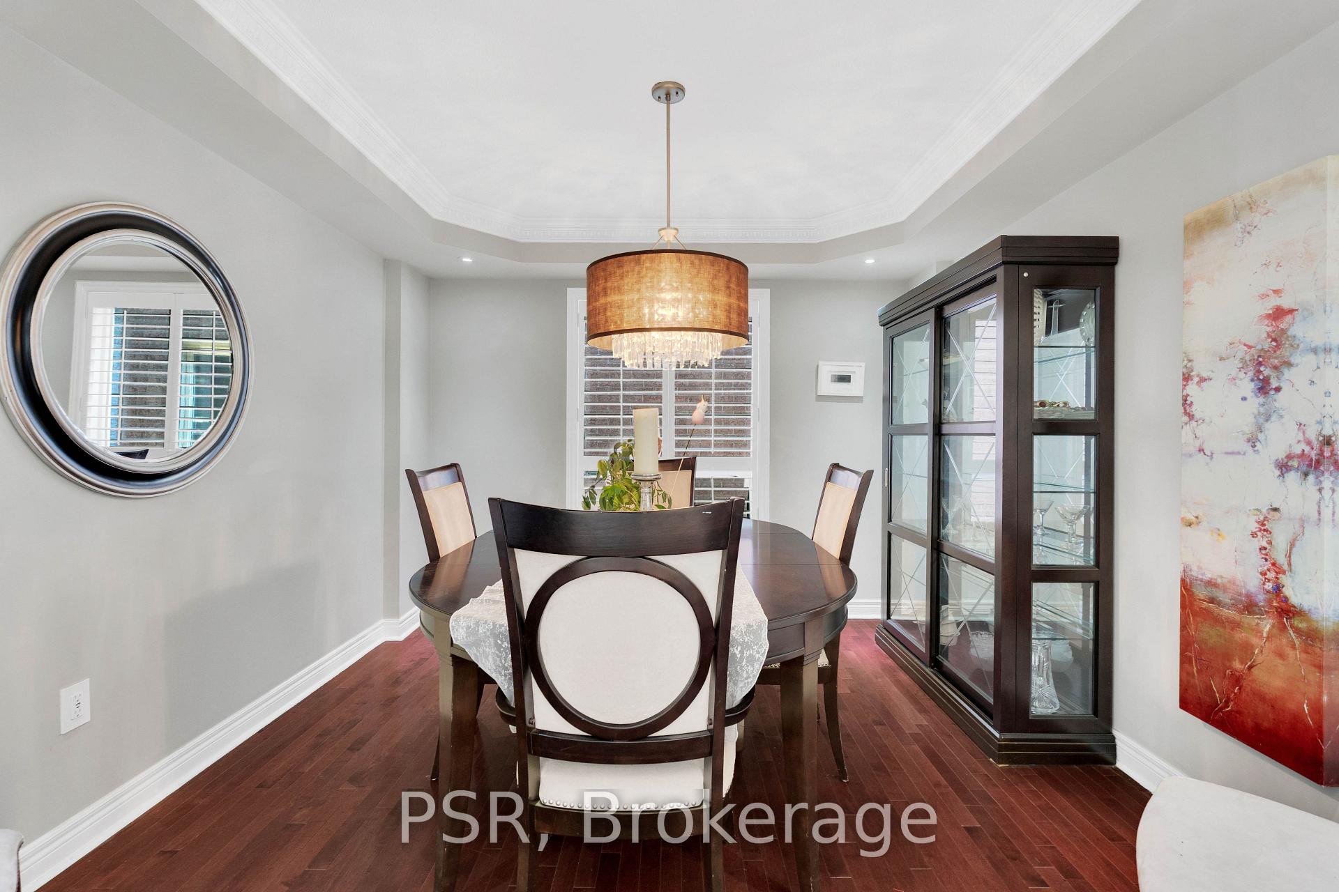 Photo 19 of 10 Baccarat Crescent, Brampton, Snelgrove — HOMEH