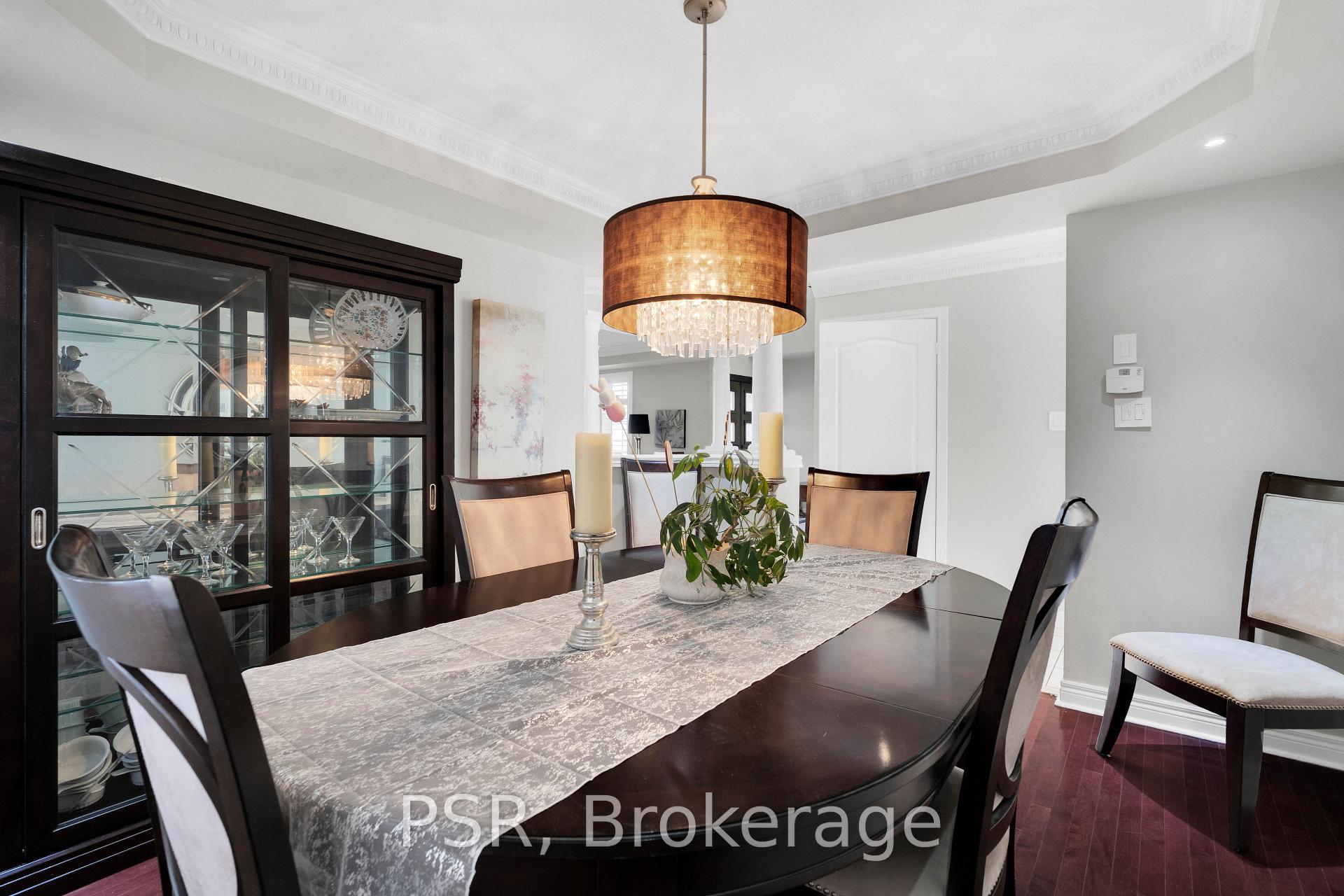 Photo 20 of 10 Baccarat Crescent, Brampton, Snelgrove — HOMEH