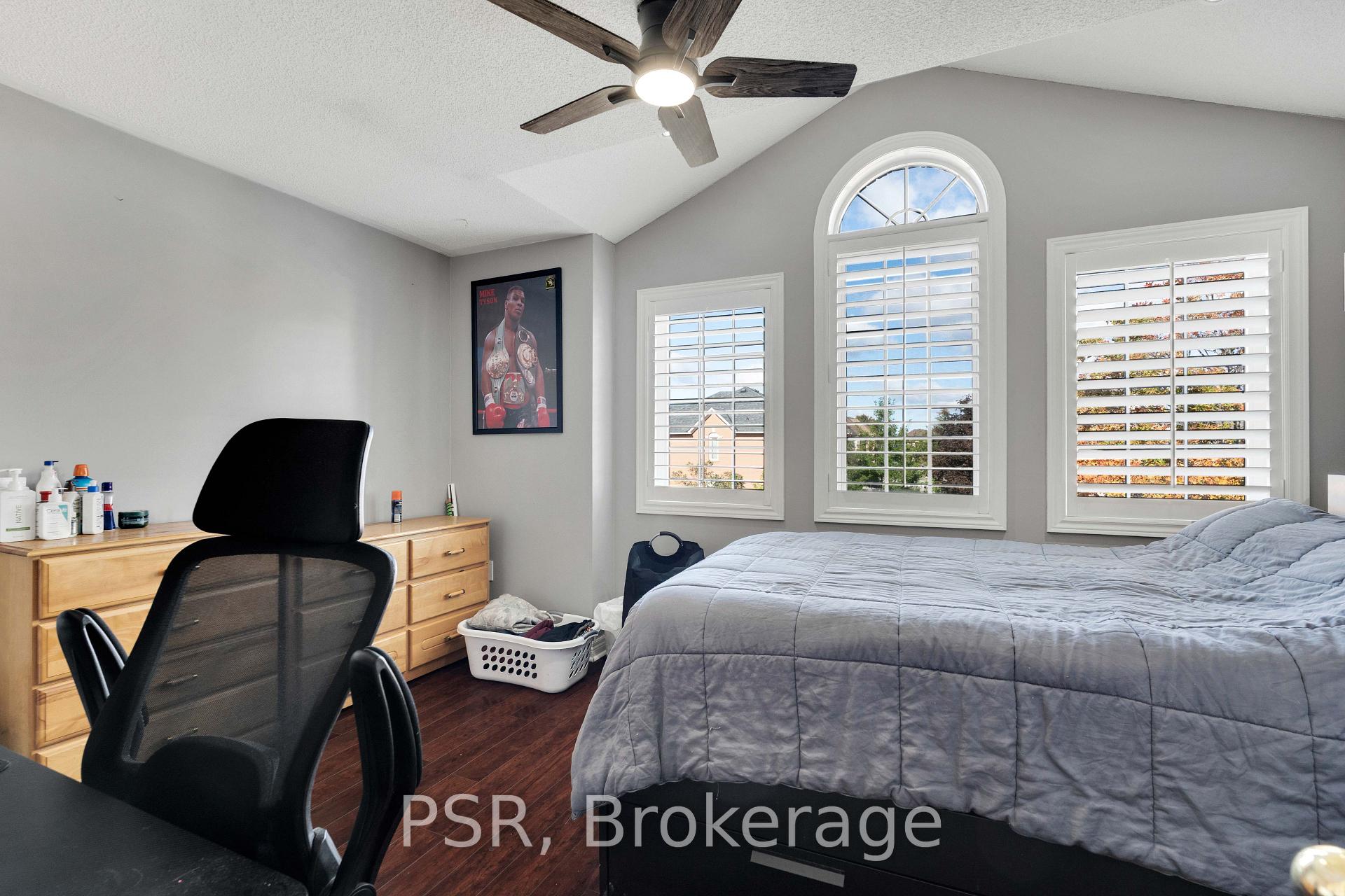 Photo 30 of 10 Baccarat Crescent, Brampton, Snelgrove — HOMEH