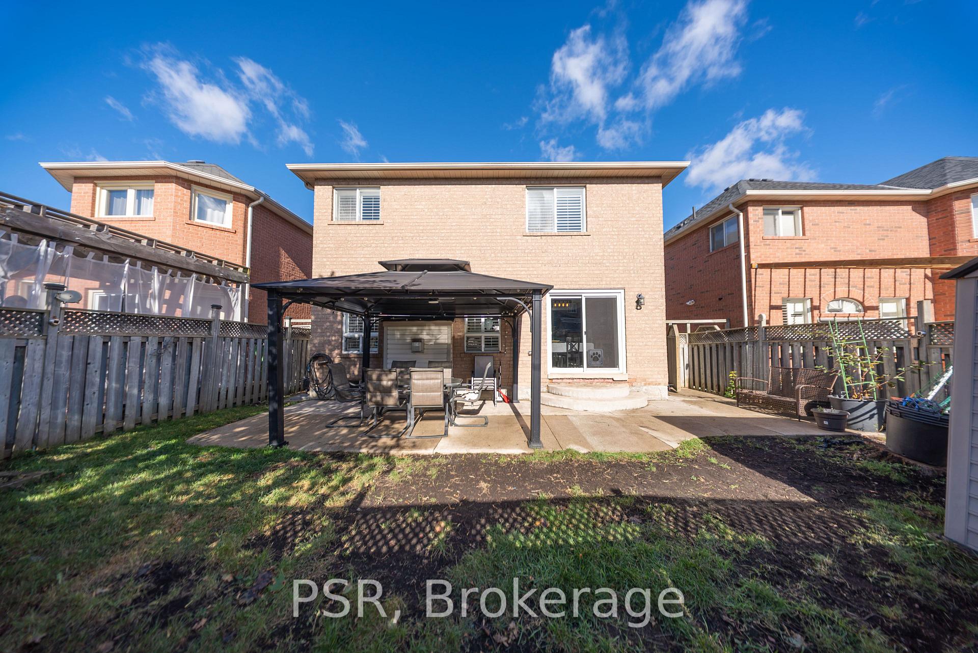Photo 42 of 10 Baccarat Crescent, Brampton, Snelgrove — HOMEH