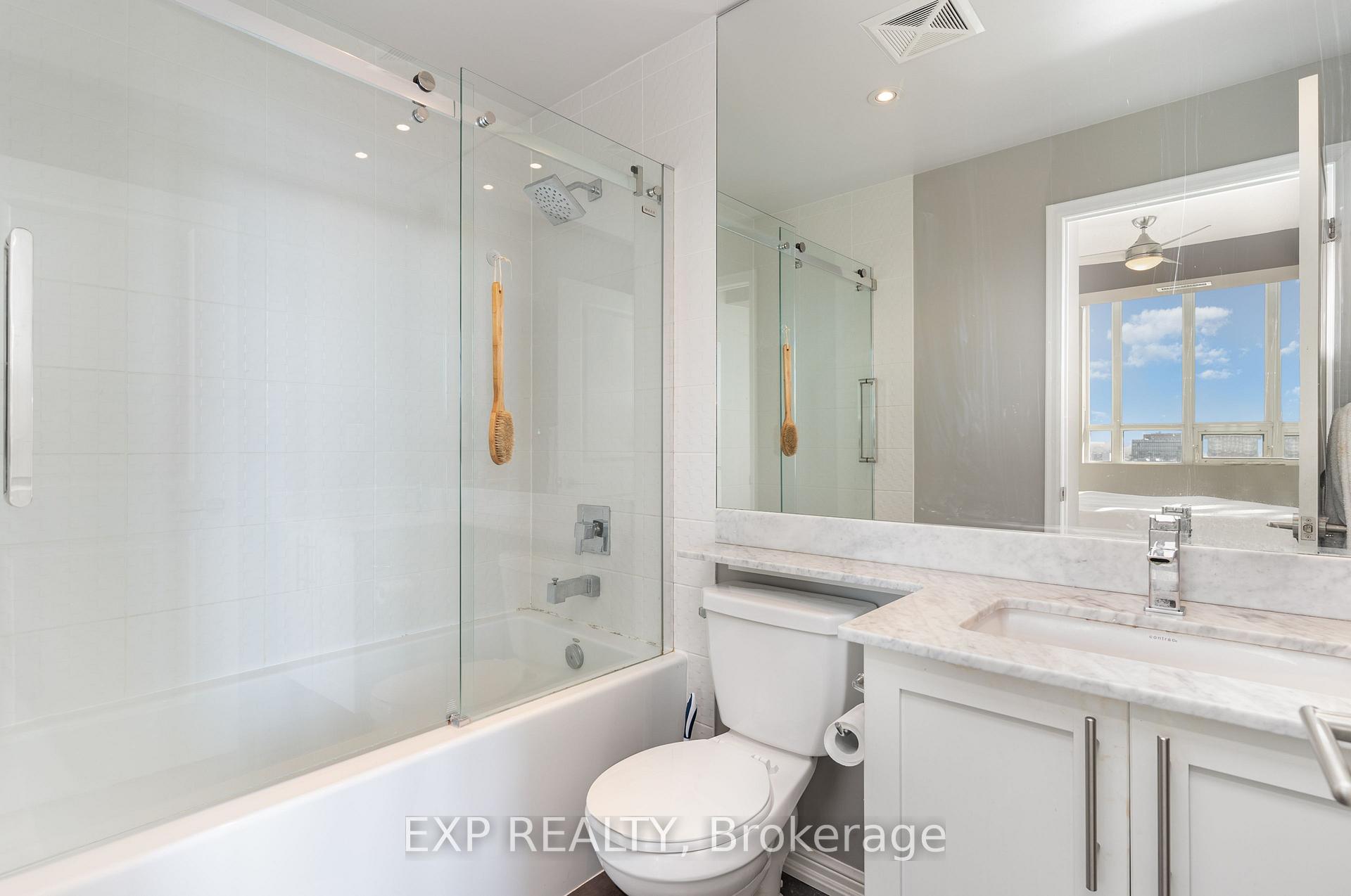 Photo 8 of Unit 2310, 125 Western Battery Road, Toronto, Niagara — HOMEH