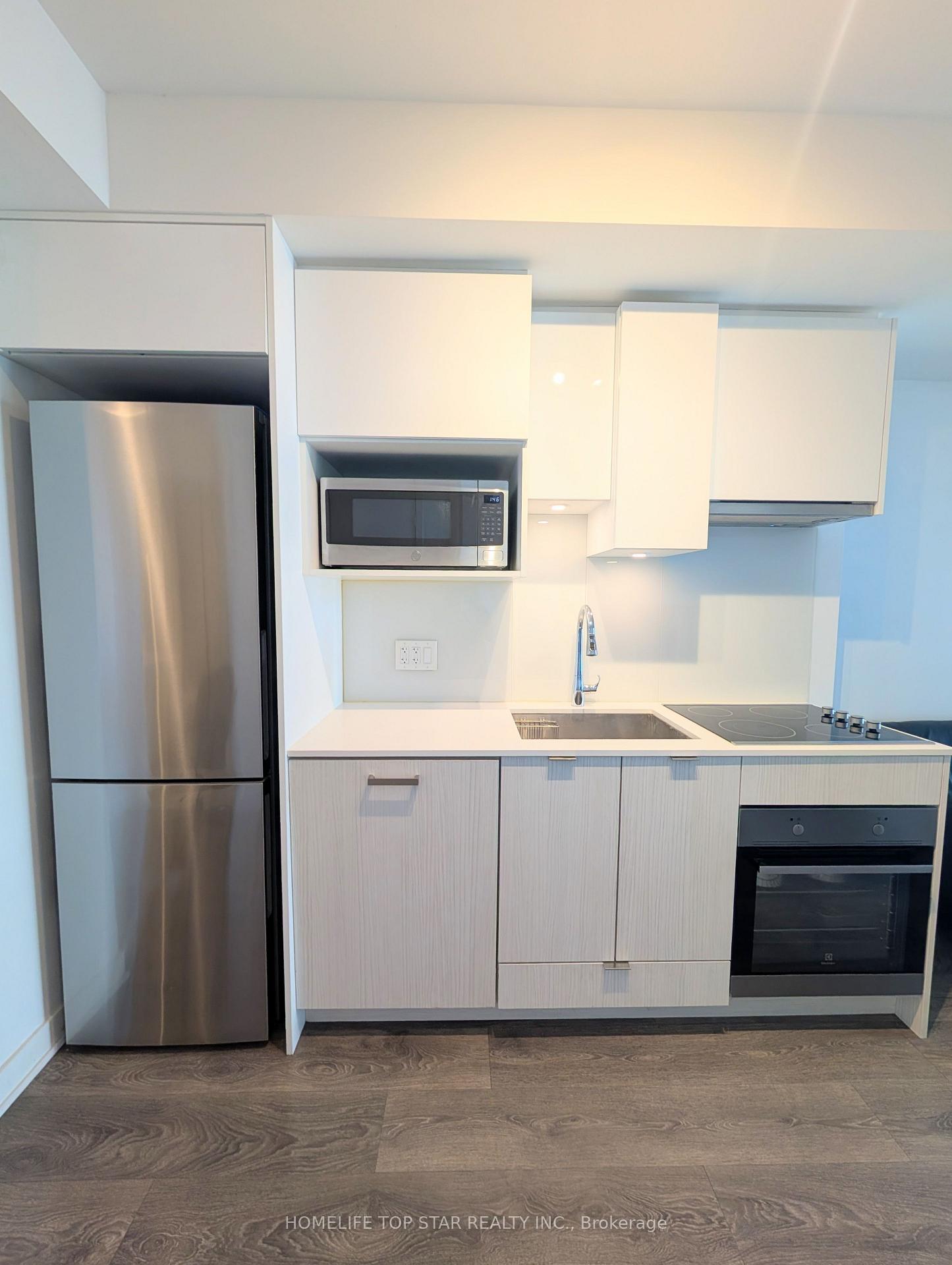 Photo 4 of Unit 2313, 195 Redpath Avenue NW, Toronto, Mount Pleasant West — HOMEH