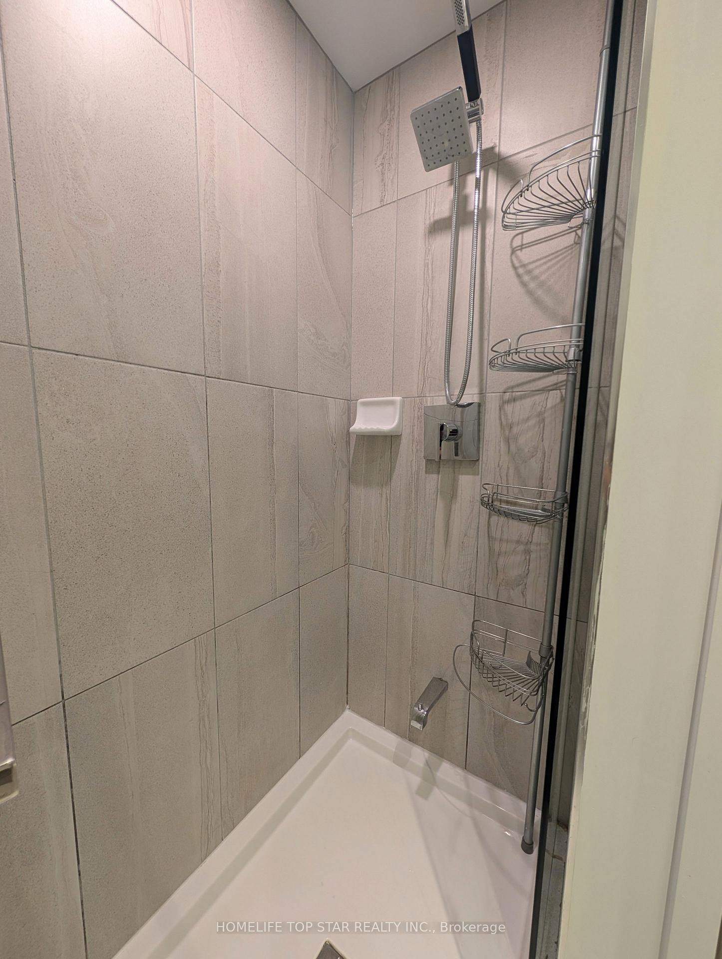 Photo 13 of Unit 2313, 195 Redpath Avenue NW, Toronto, Mount Pleasant West — HOMEH