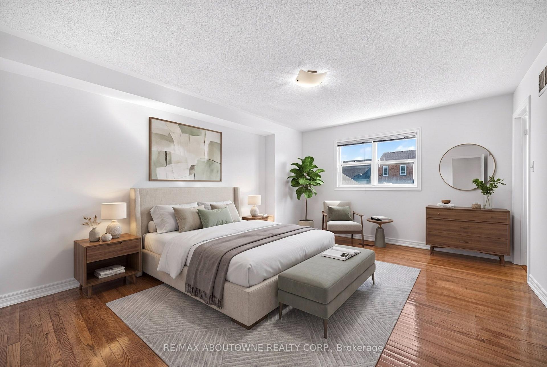 Photo 16 of 172 Roxton Road, Oakville, River Oaks — HOMEH