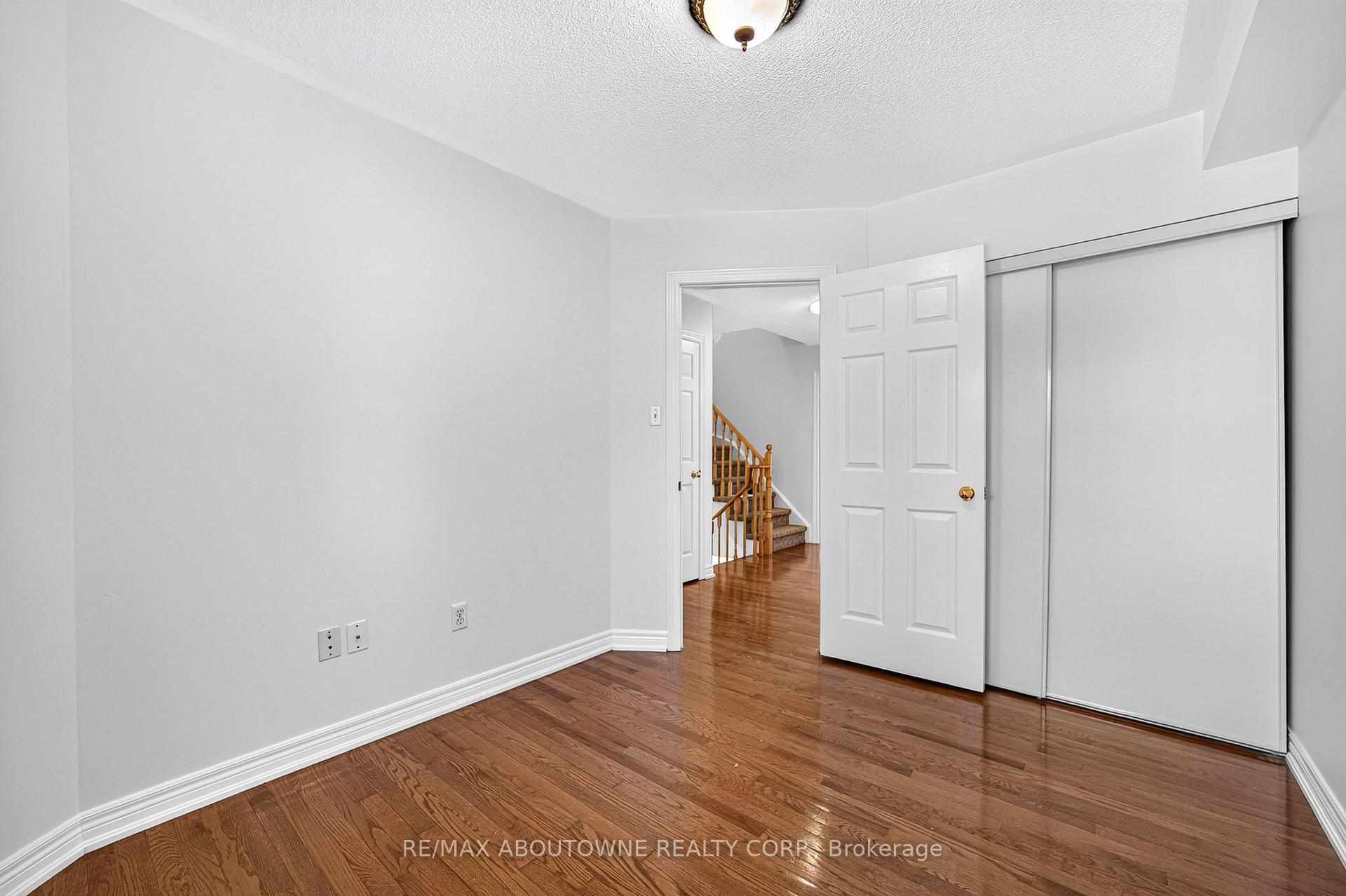 Photo 21 of 172 Roxton Road, Oakville, River Oaks — HOMEH
