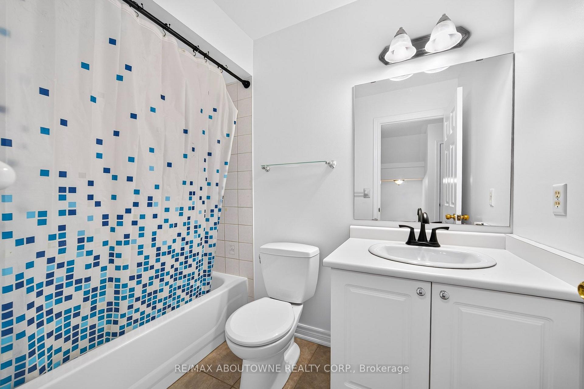 Photo 24 of 172 Roxton Road, Oakville, River Oaks — HOMEH