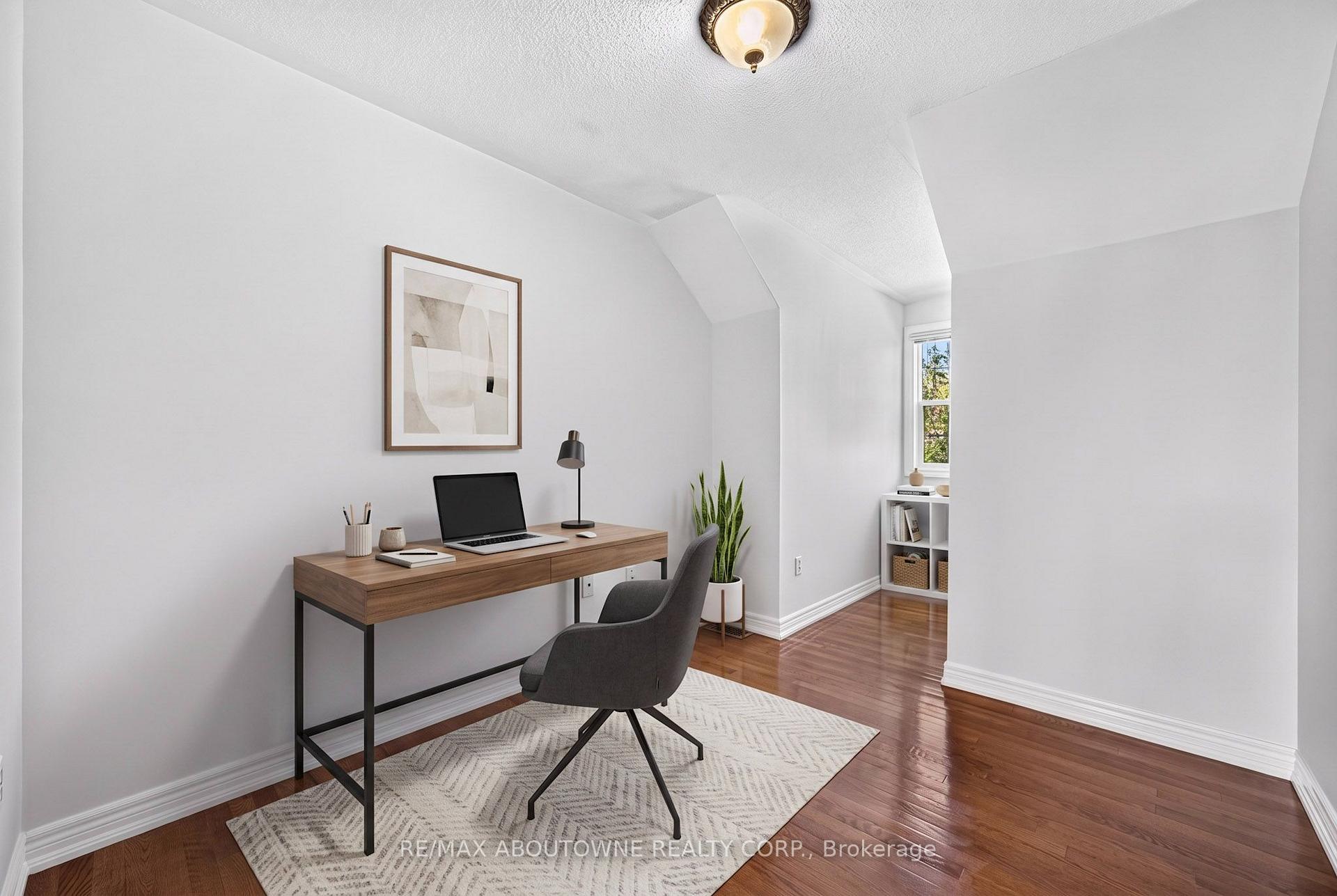 Photo 26 of 172 Roxton Road, Oakville, River Oaks — HOMEH