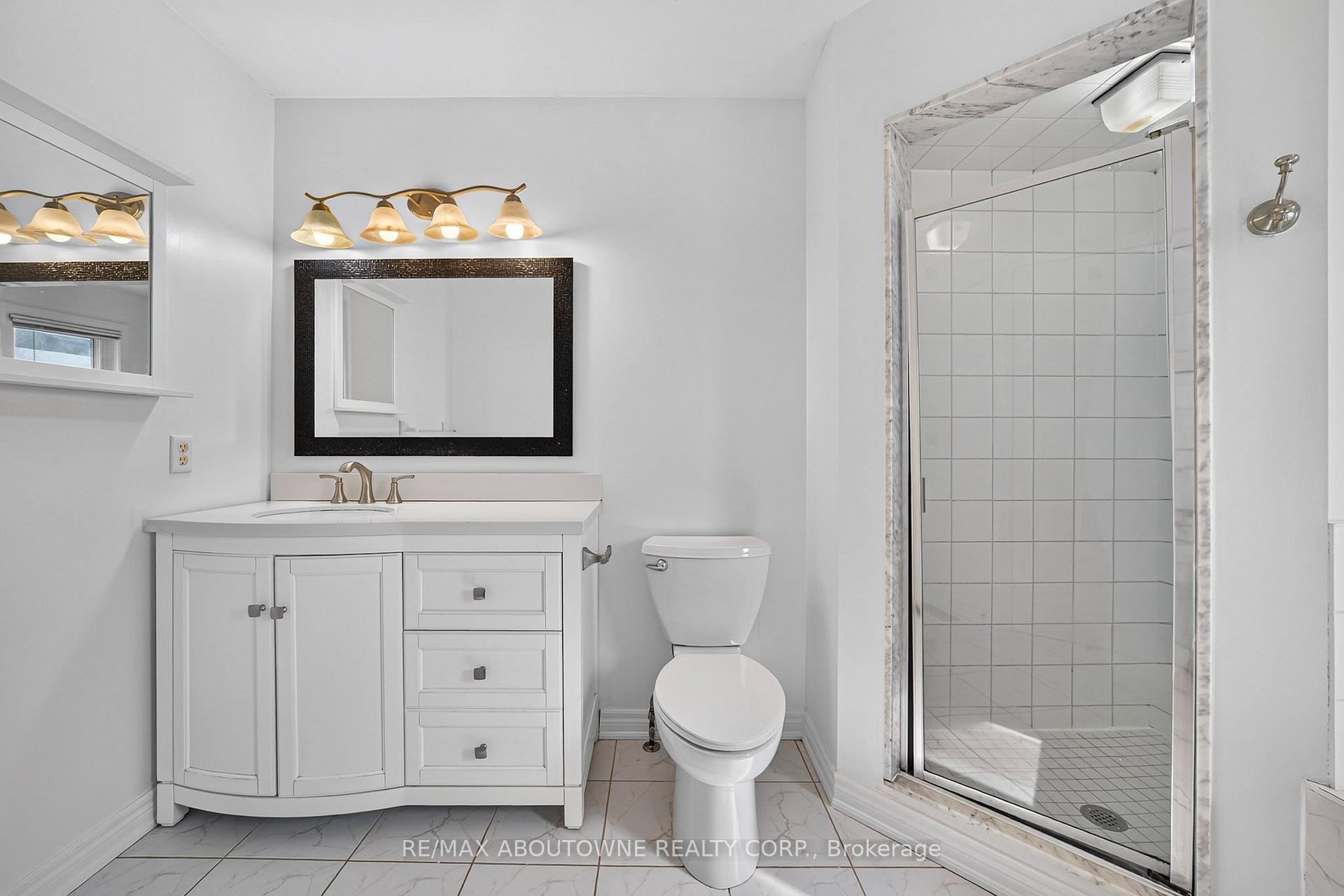 Photo 32 of 172 Roxton Road, Oakville, River Oaks — HOMEH