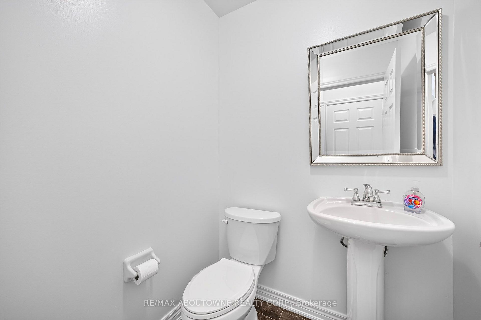 Photo 34 of 172 Roxton Road, Oakville, River Oaks — HOMEH