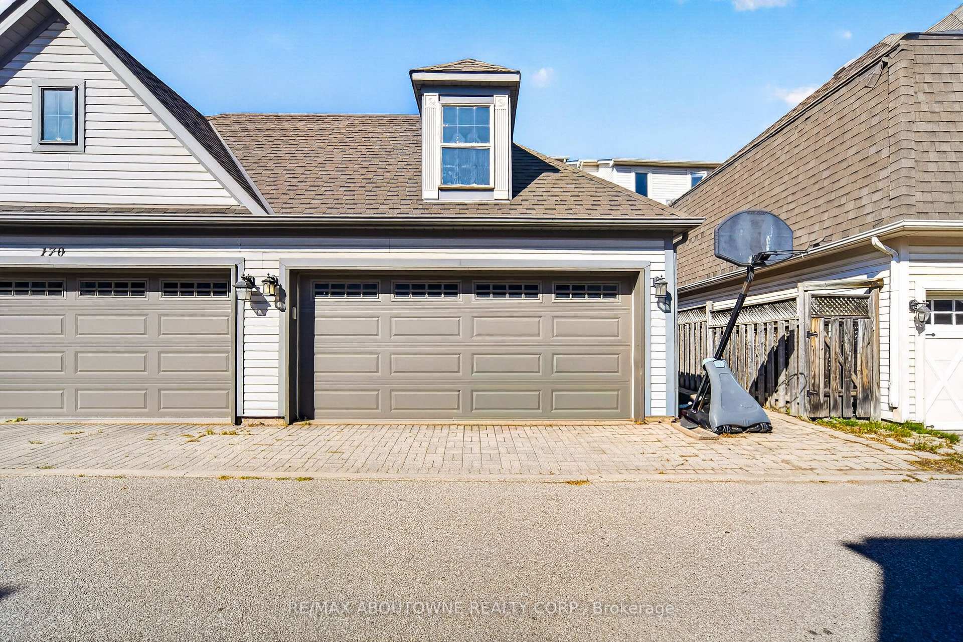 Photo 42 of 172 Roxton Road, Oakville, River Oaks — HOMEH