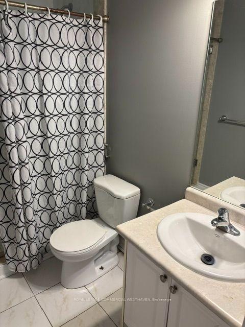 Photo 9 of 154 Regent Road, North York, Downsview-Roding-CFB — HOMEH