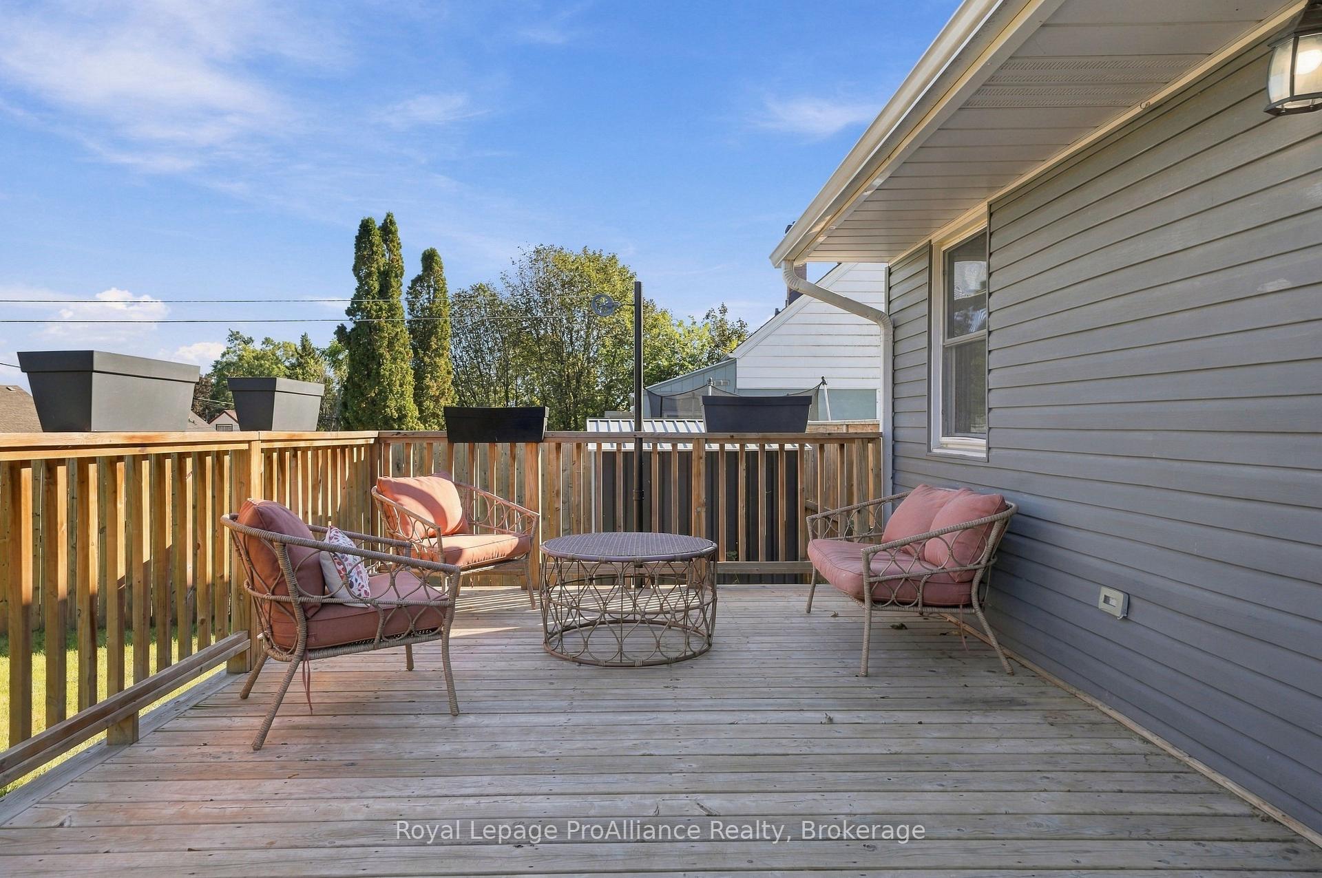 Photo 24 of 21 Third Street, Belleville, Belleville Ward — HOMEH
