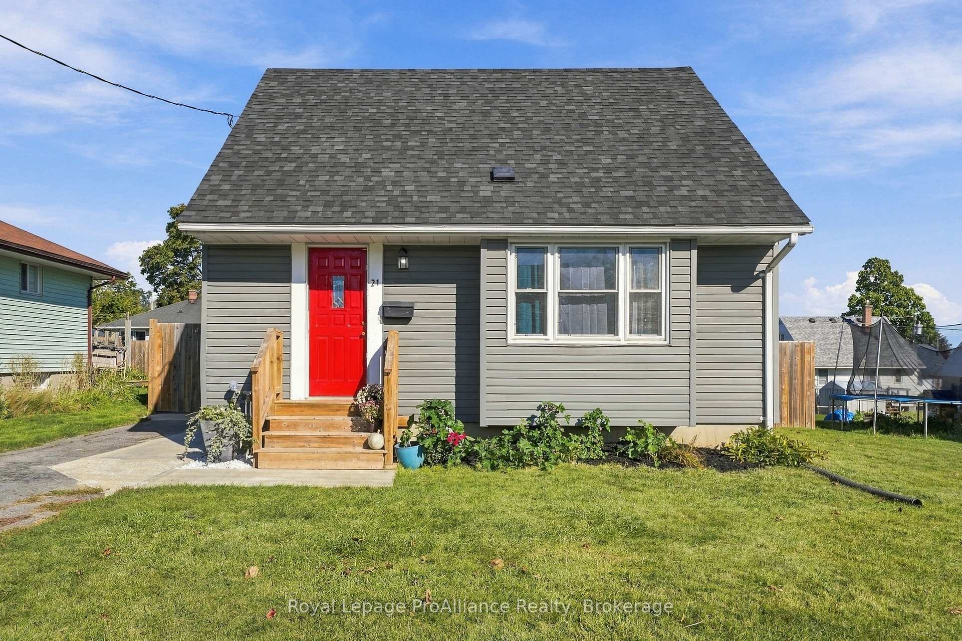 Photo 31 of 21 Third Street, Belleville, Belleville Ward — HOMEH