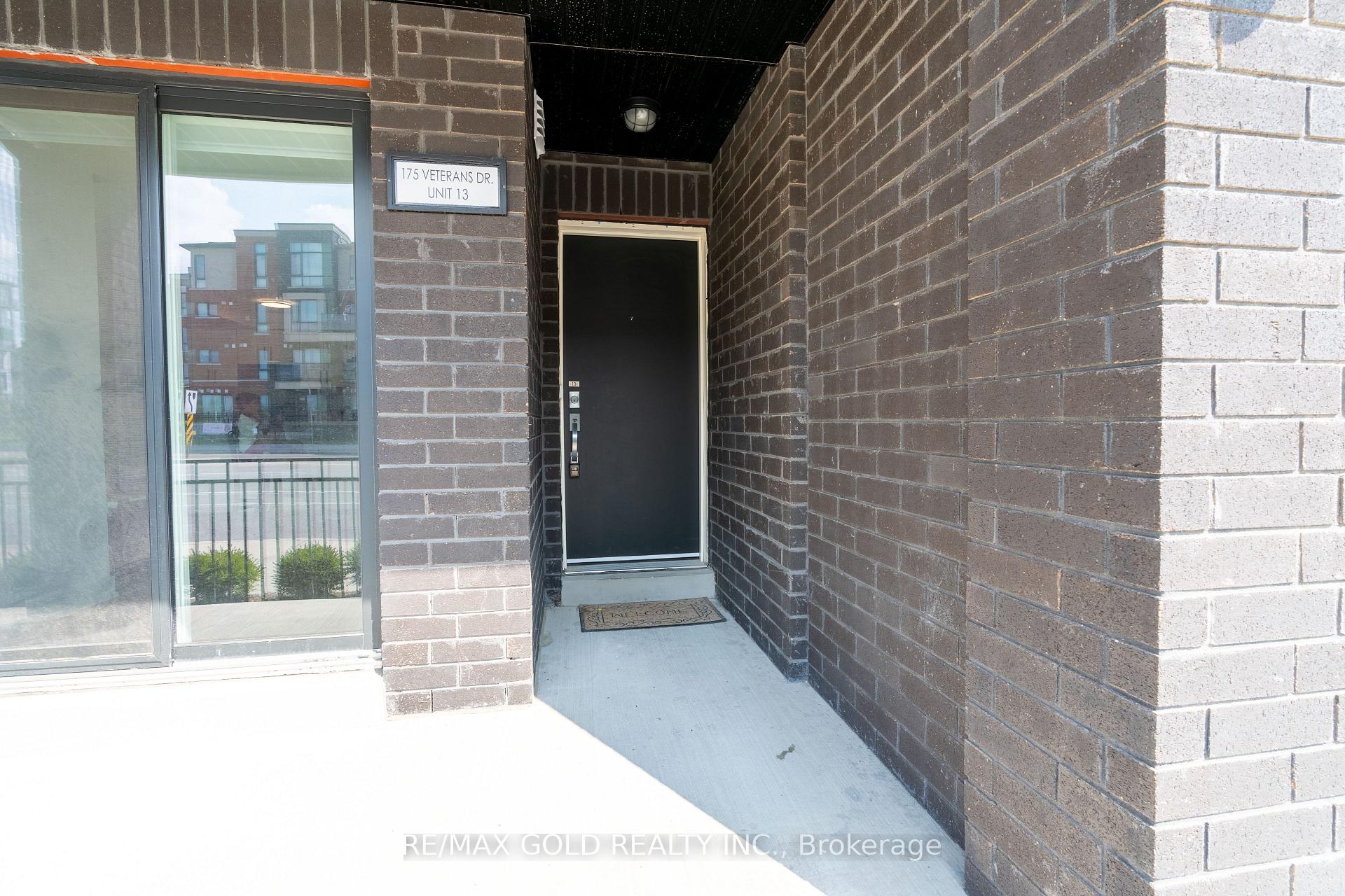 Photo 2 of Unit 13, 175 Veterans Drive, Brampton, Northwest Brampton — HOMEH