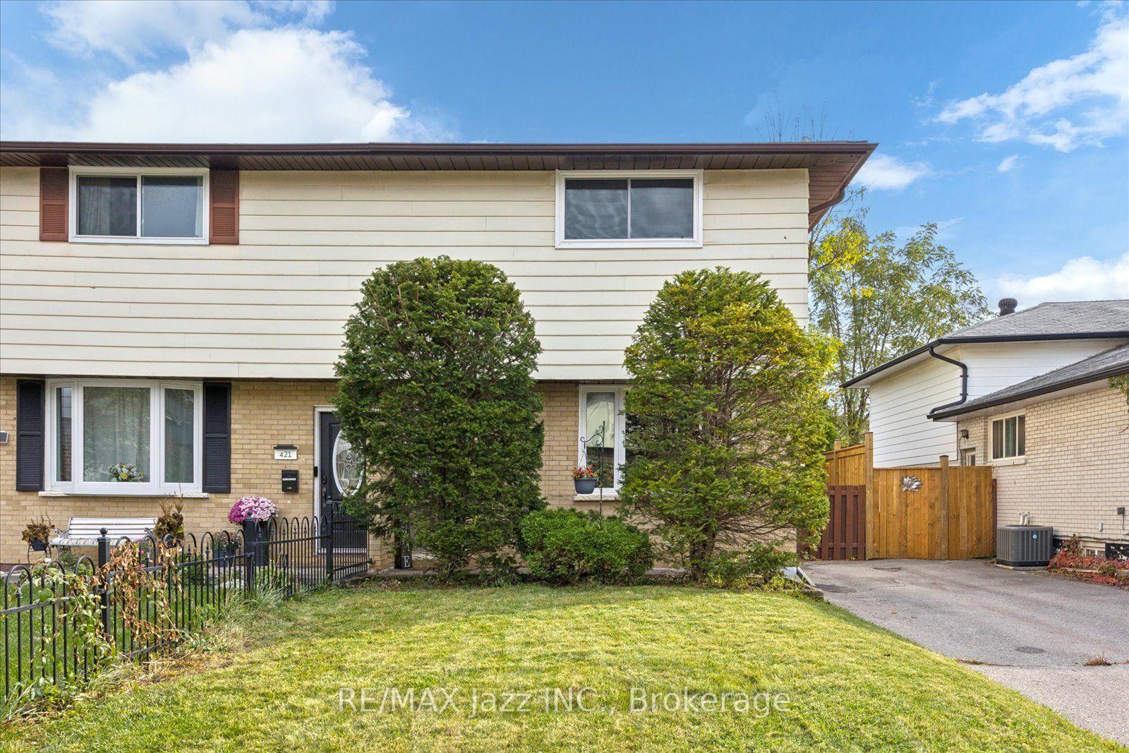 Photo of 419 Maplewood Drive